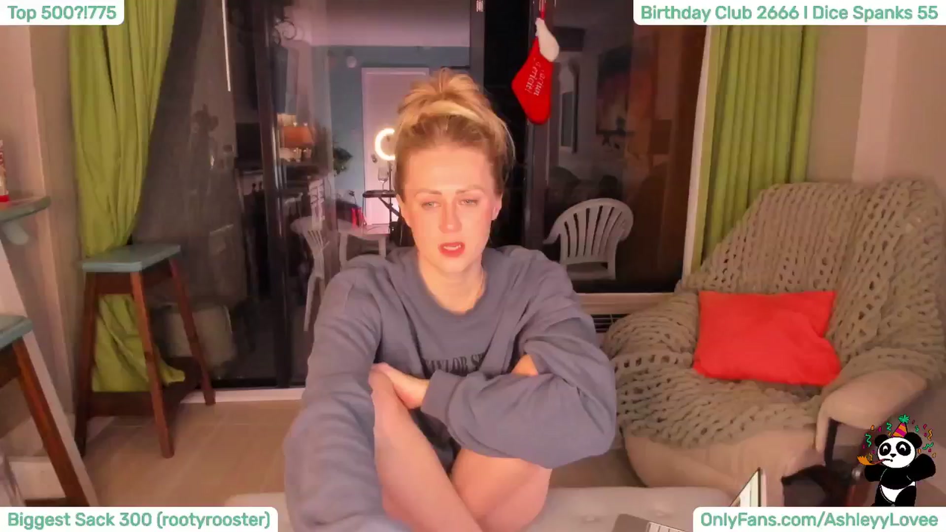Gallery image thumbnail from AshleyyLovee's myfreecams stream on, 01/02/2025, 23:18 image 19 of 20