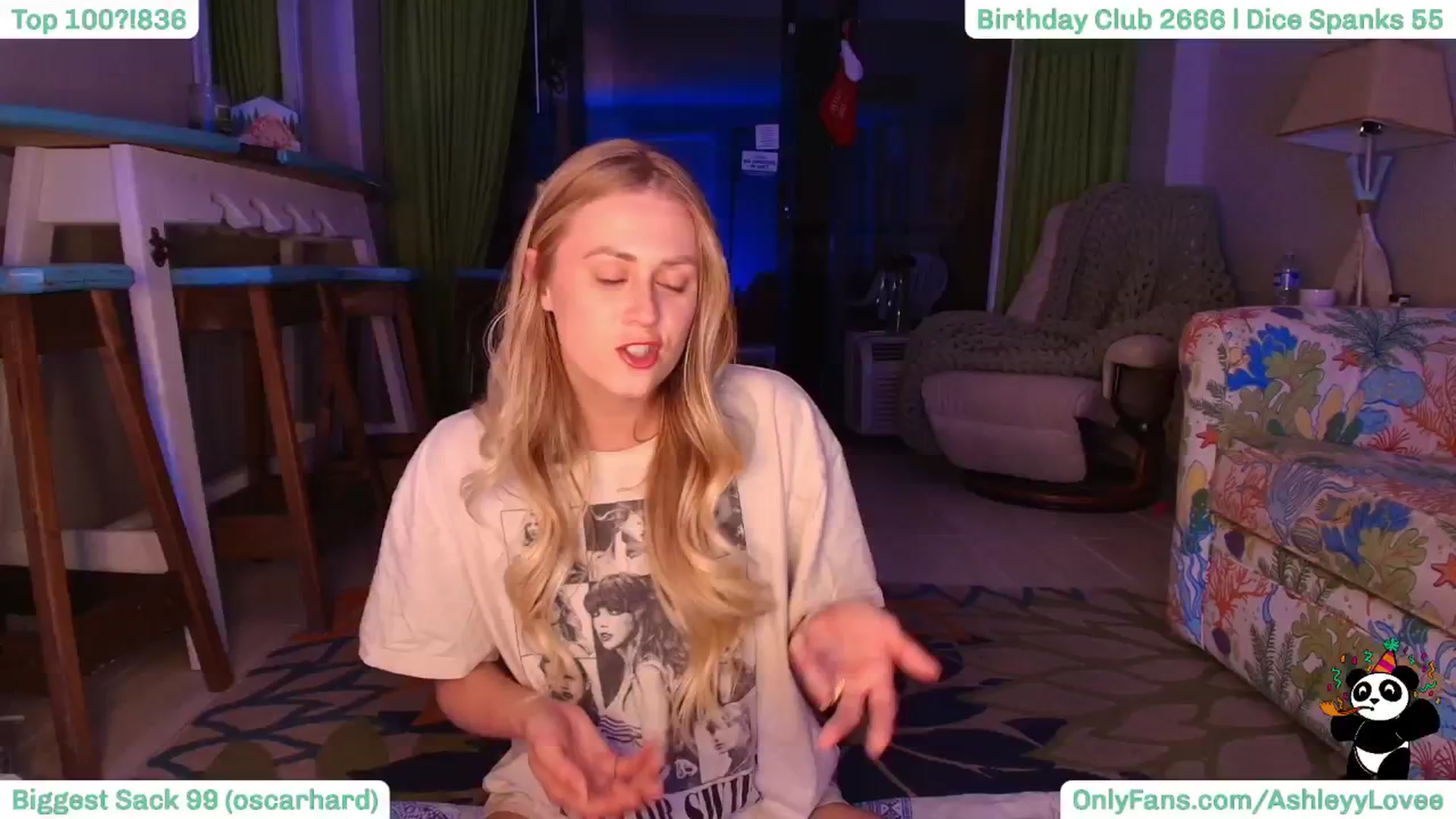 Gallery image thumbnail from AshleyyLovee's myfreecams stream on, 01/07/2025, 23:20 image 4 of 20