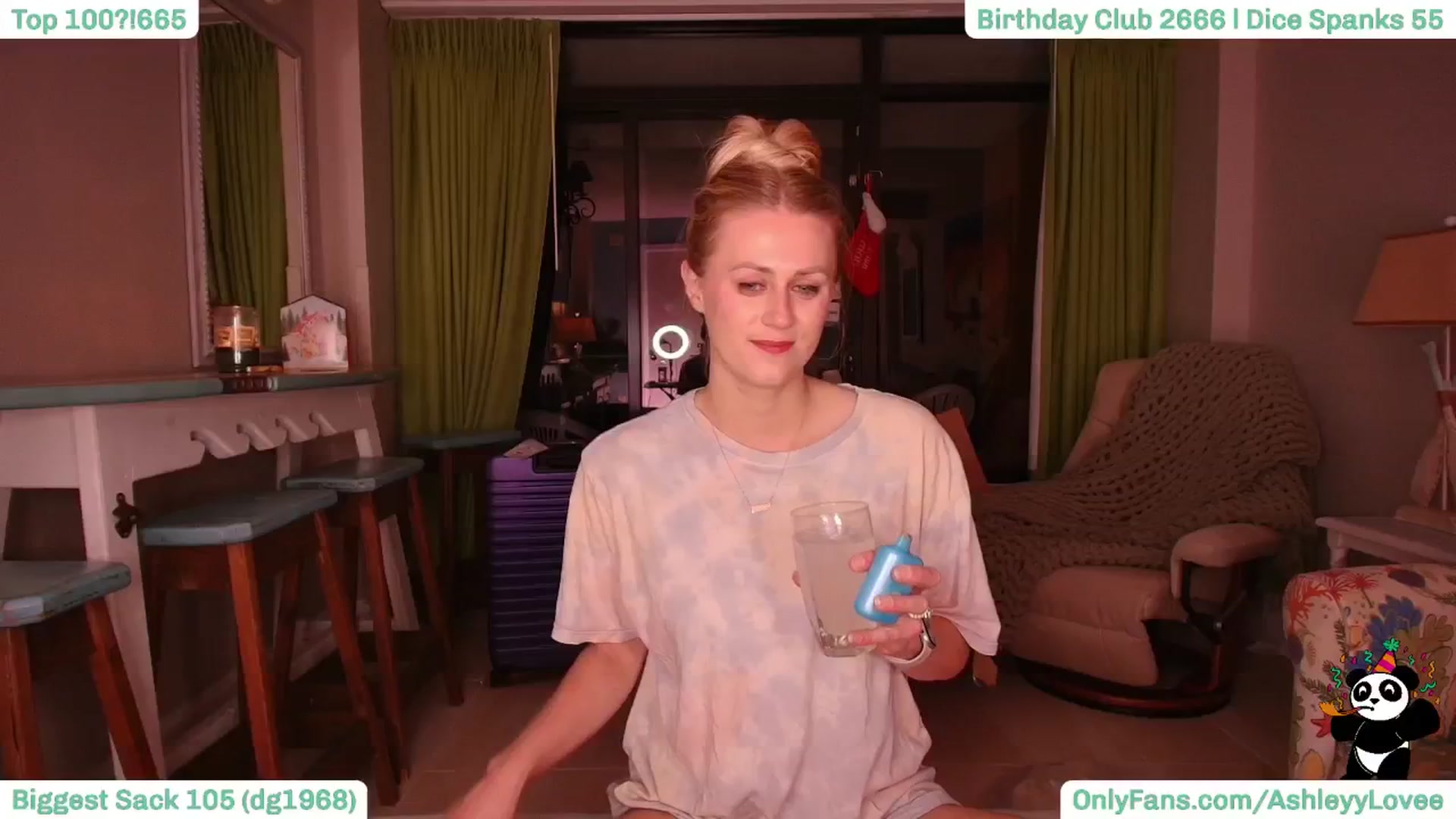 Gallery image thumbnail from AshleyyLovee's myfreecams stream on, 01/09/2025, 01:42 image 1 of 20
