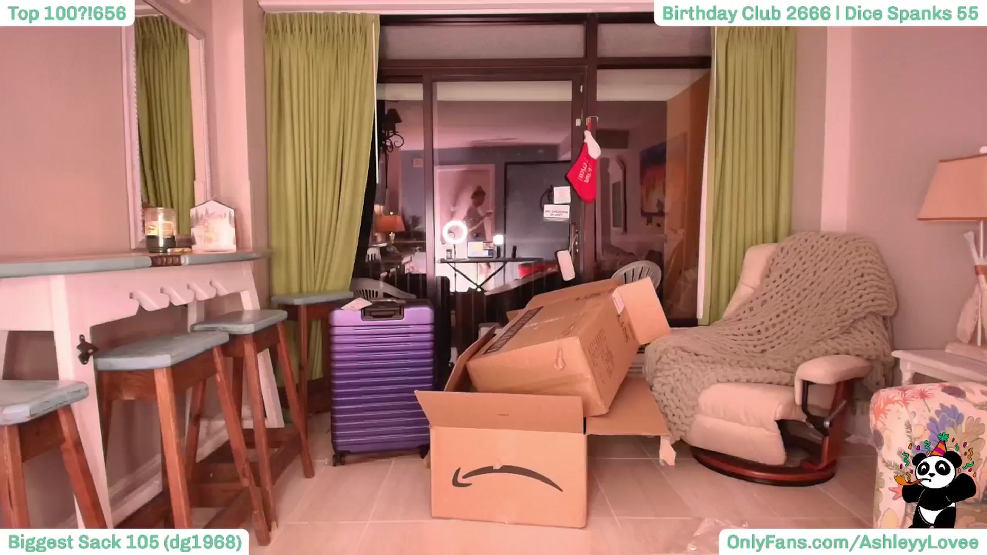 Gallery image thumbnail from AshleyyLovee's myfreecams stream on, 01/09/2025, 01:42 image 5 of 20