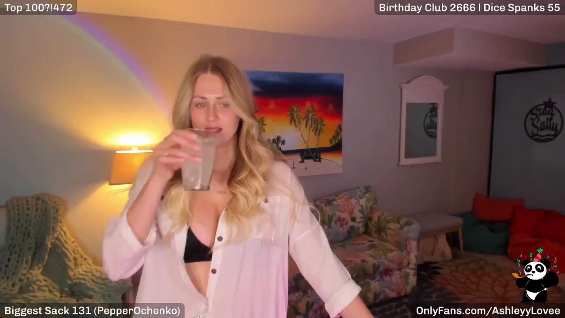 Gallery image thumbnail from AshleyyLovee's myfreecams stream on, 01/14/2025, 24:02 image 17 of 20