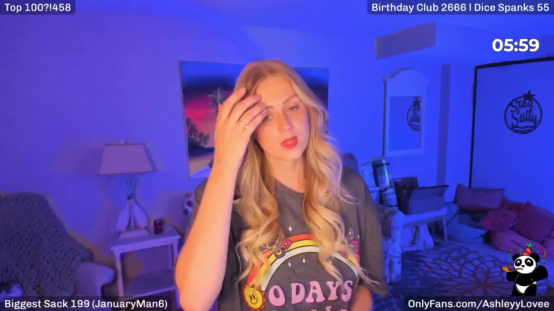 Gallery image thumbnail from AshleyyLovee's myfreecams stream on, 01/15/2025, 24:01 image 11 of 20