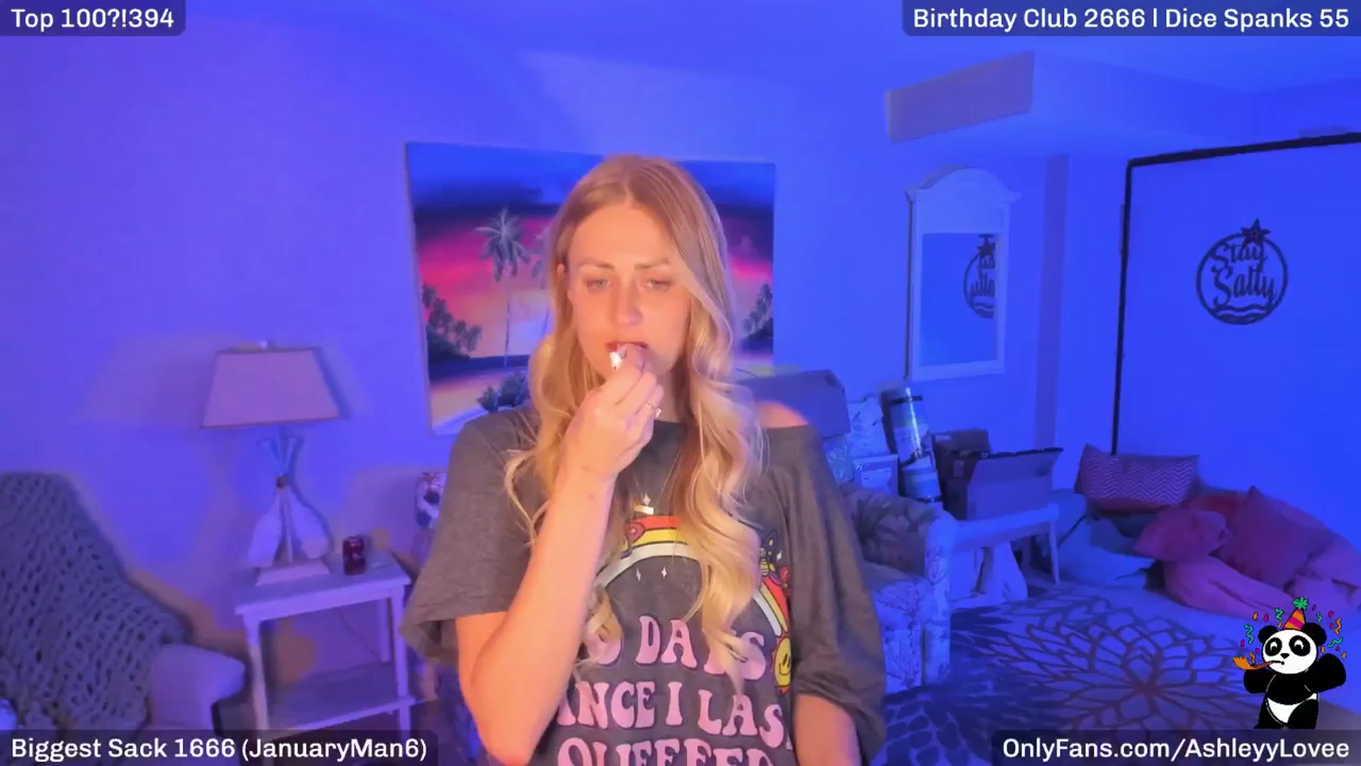 Gallery image thumbnail from AshleyyLovee's myfreecams stream on, 01/15/2025, 01:39 image 17 of 20