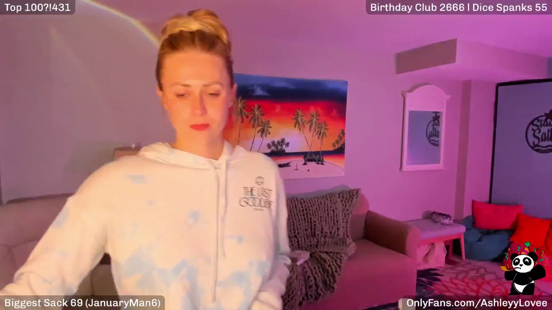 Gallery image thumbnail from AshleyyLovee's myfreecams stream on, 01/16/2025, 24:01 image 3 of 20