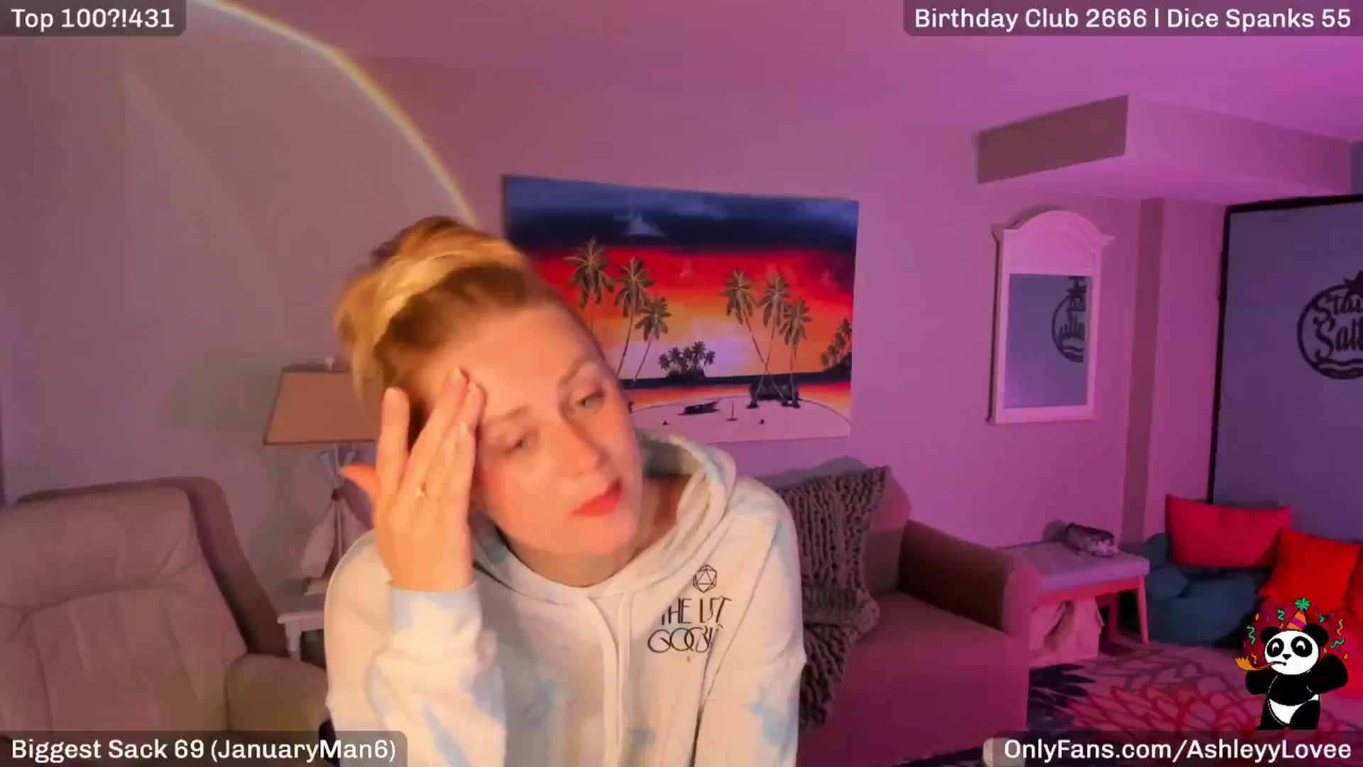 Gallery image thumbnail from AshleyyLovee's myfreecams stream on, 01/16/2025, 24:01 image 6 of 20