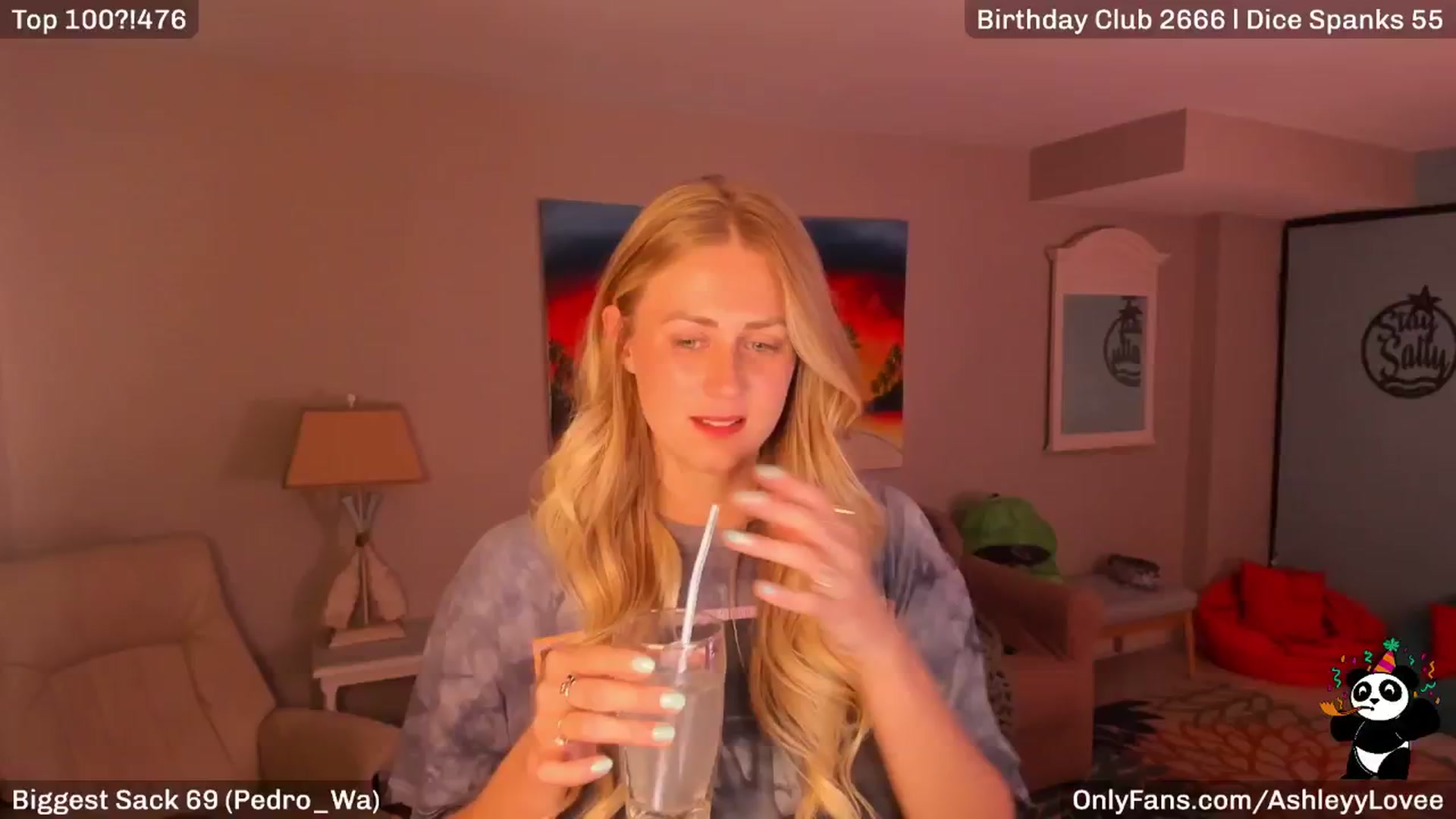 Gallery image thumbnail from AshleyyLovee's myfreecams stream on, 01/20/2025, 02:47 image 1 of 20