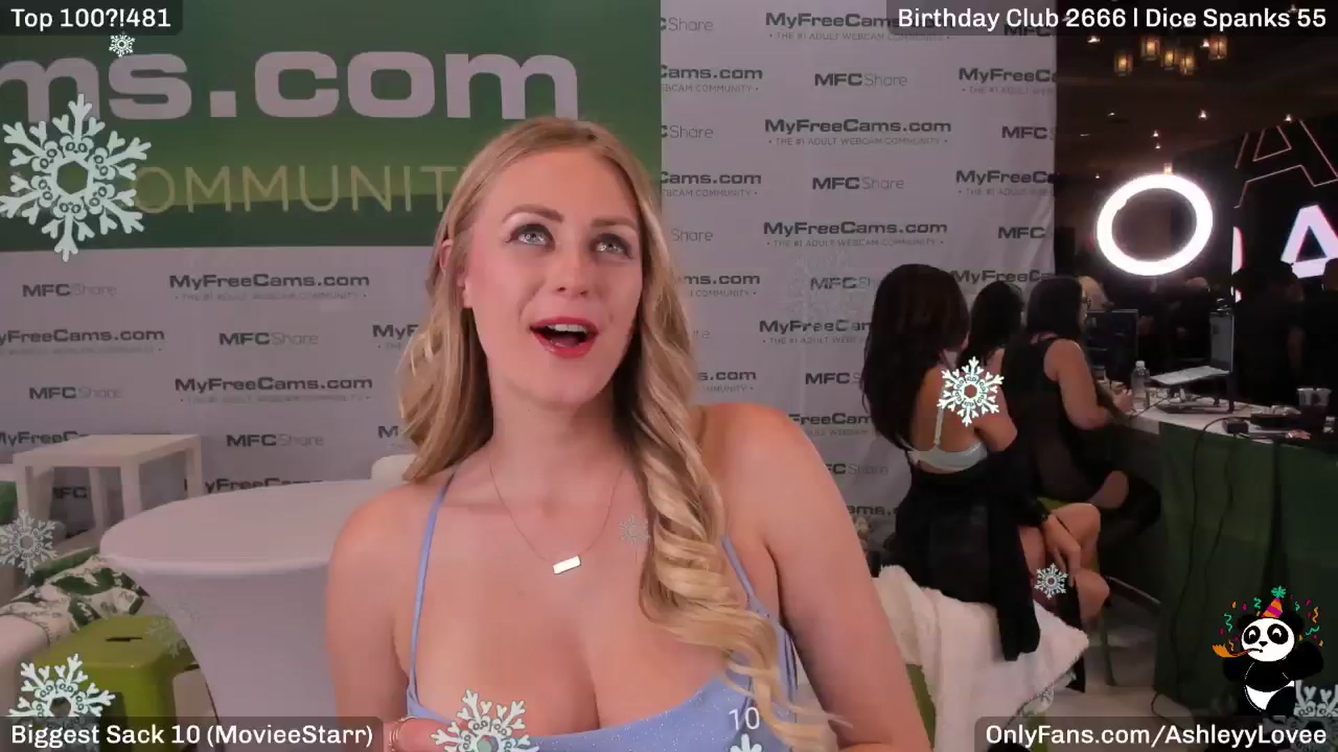 Gallery image thumbnail from AshleyyLovee's myfreecams stream on, 01/22/2025, 22:44 image 17 of 20