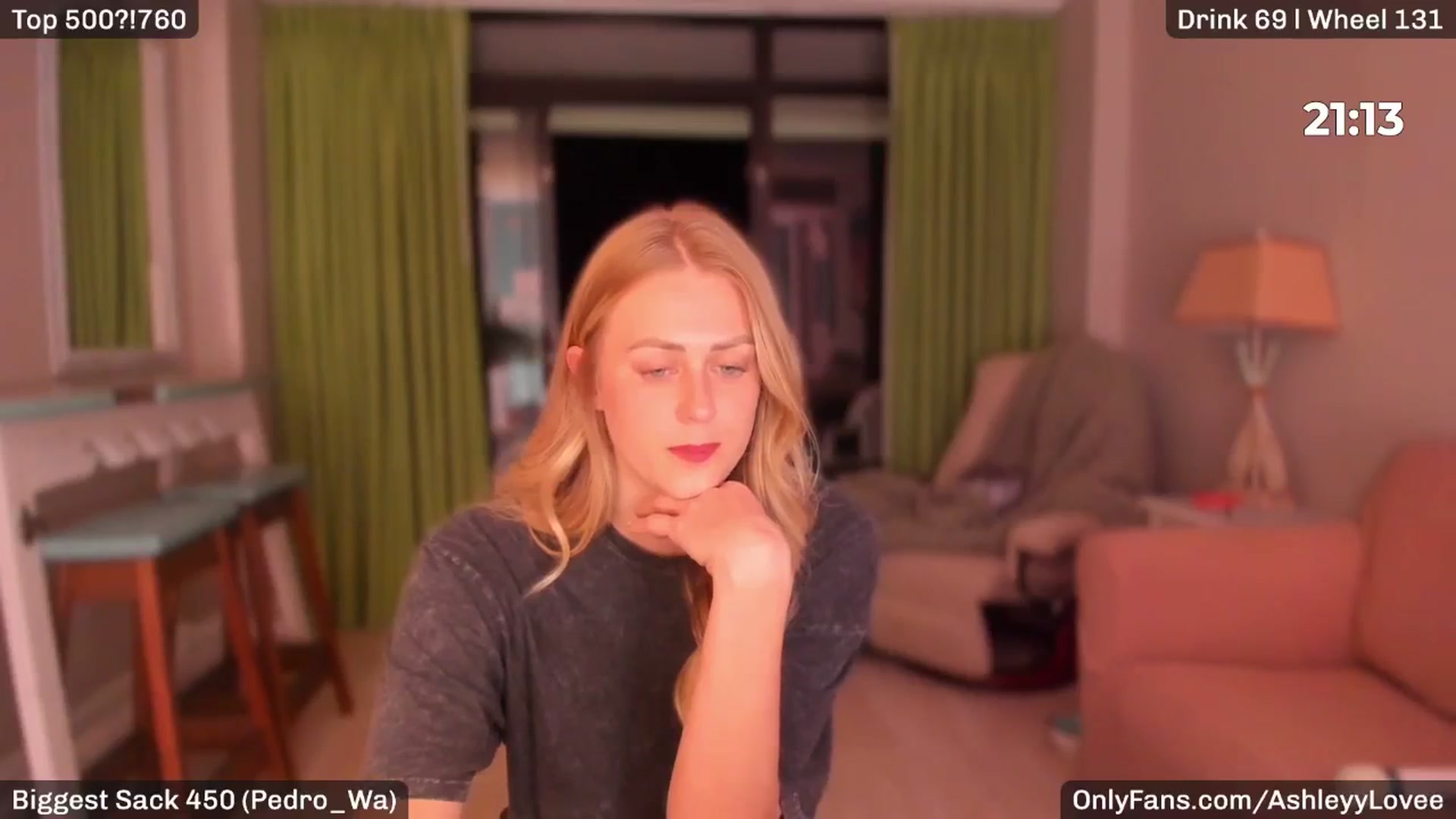 Gallery image thumbnail from AshleyyLovee's myfreecams stream on, 02/01/2025, 23:58 image 17 of 20