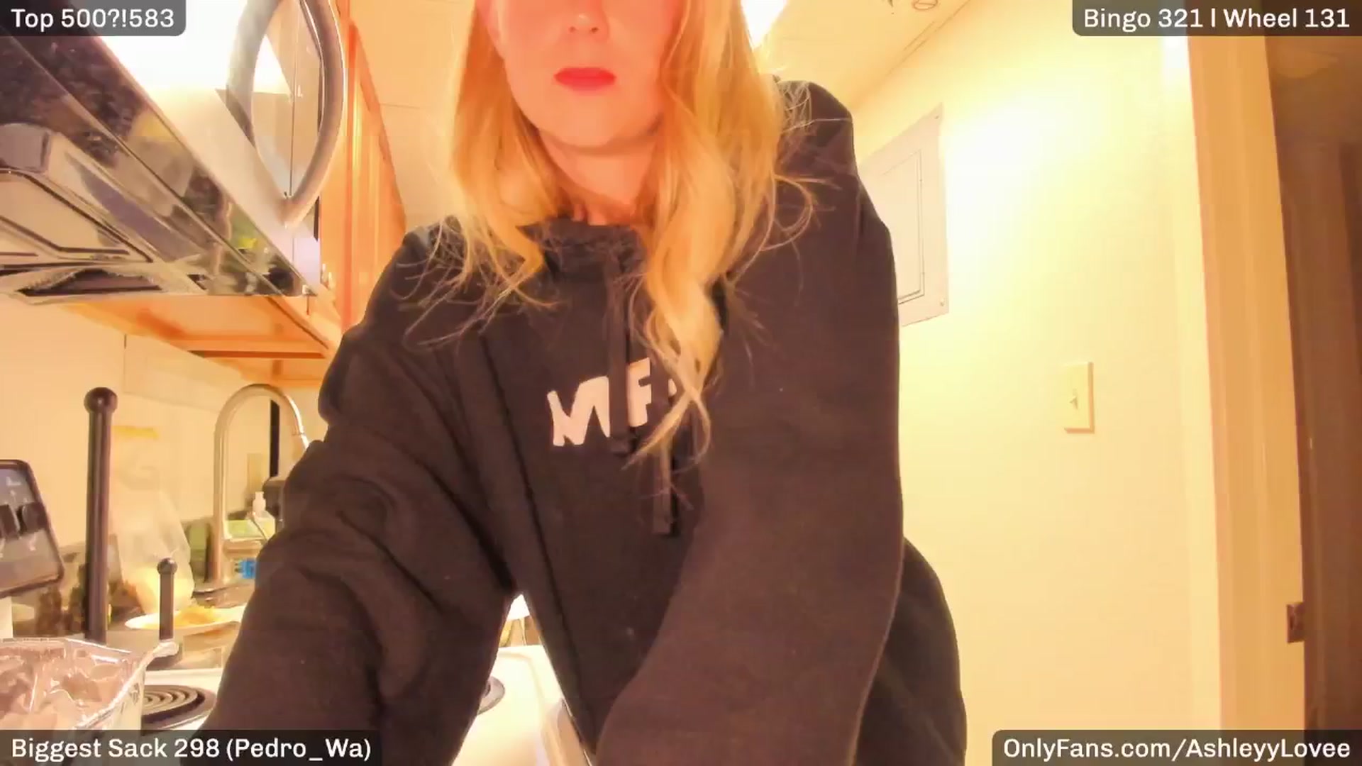 Gallery image thumbnail from AshleyyLovee's myfreecams stream on, 02/05/2025, 01:47 image 7 of 20