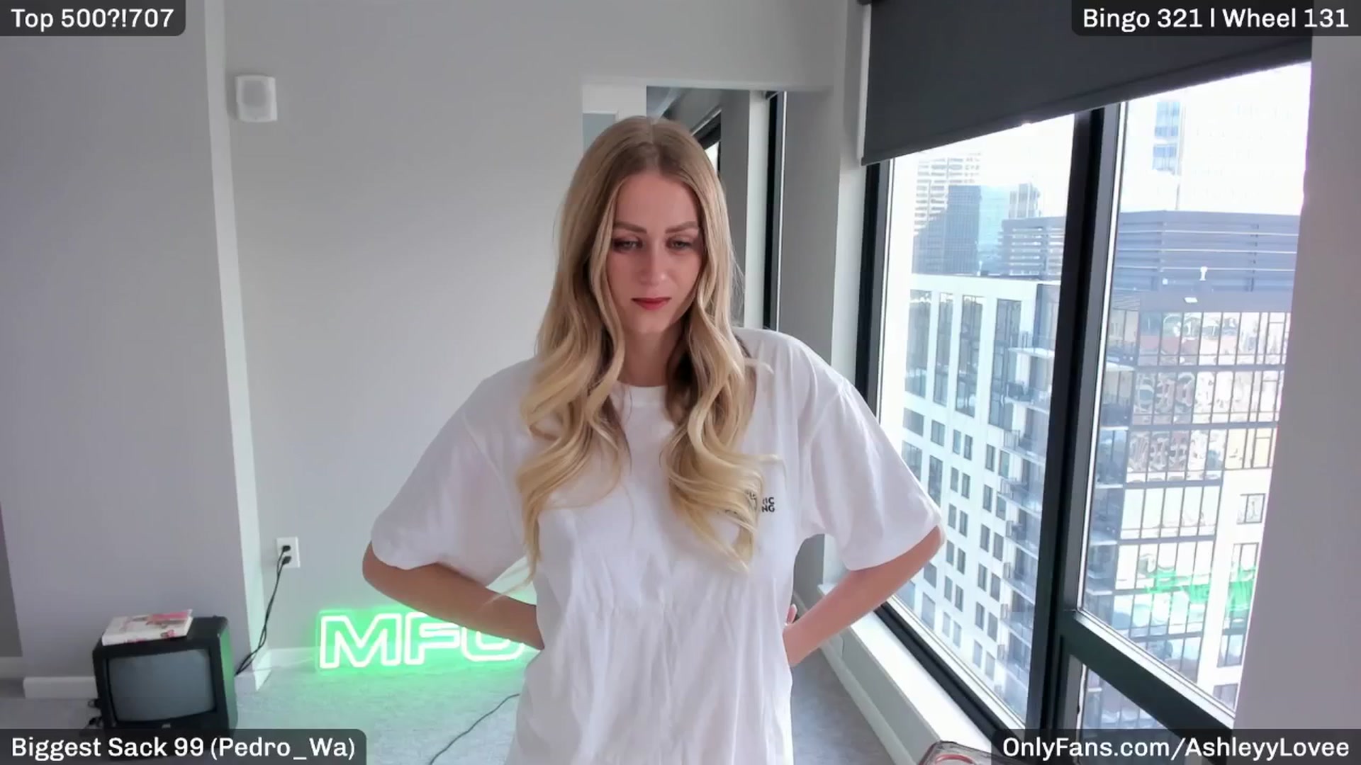 Gallery image thumbnail from AshleyyLovee's myfreecams stream on, 02/21/2025, 21:33 image 8 of 20
