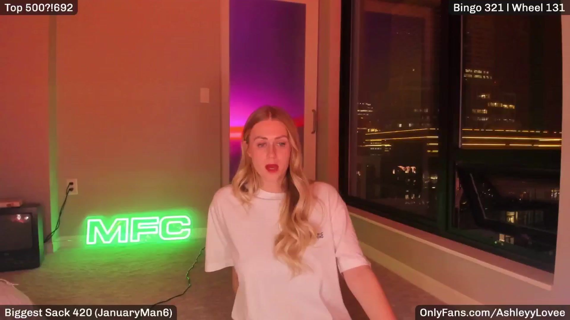 Gallery image thumbnail from AshleyyLovee's myfreecams stream on, 02/22/2025, 01:53 image 7 of 20