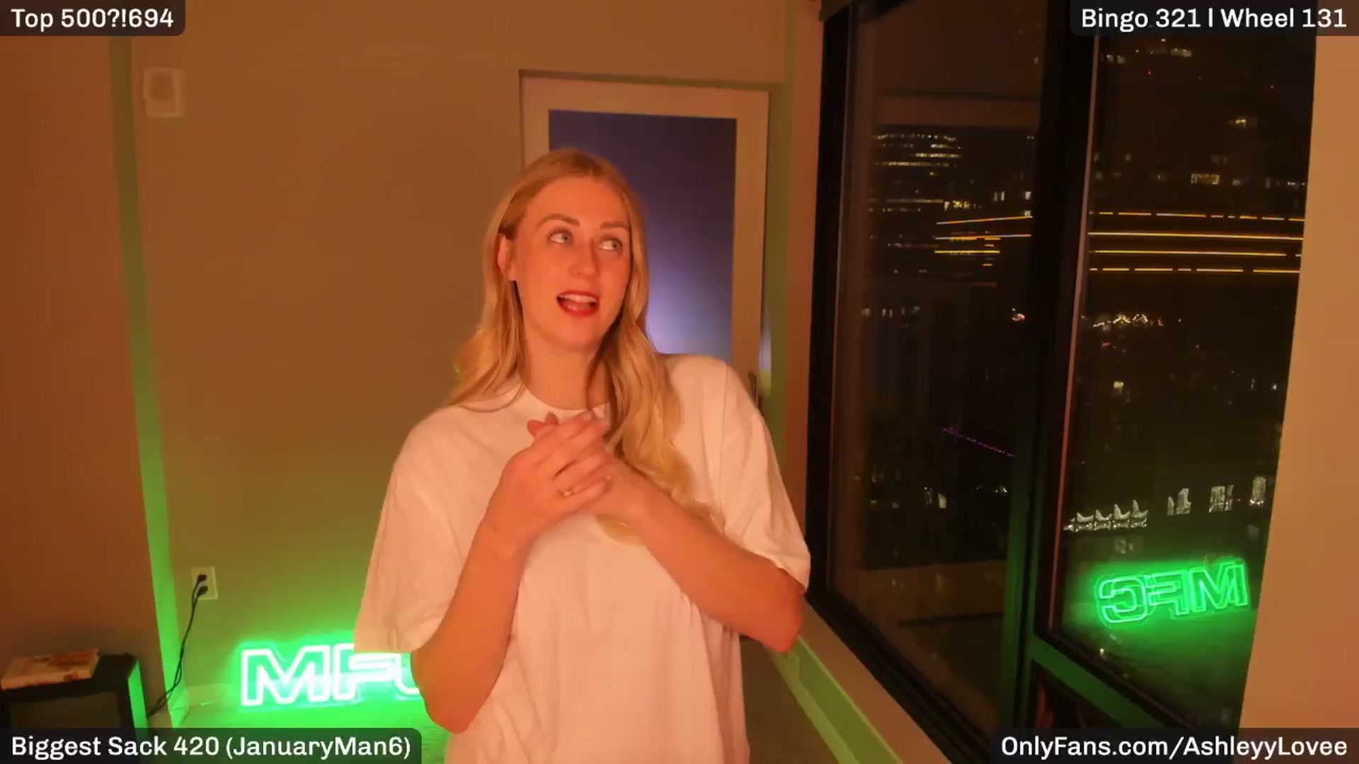 Gallery image thumbnail from AshleyyLovee's myfreecams stream on, 02/22/2025, 01:53 image 1 of 20