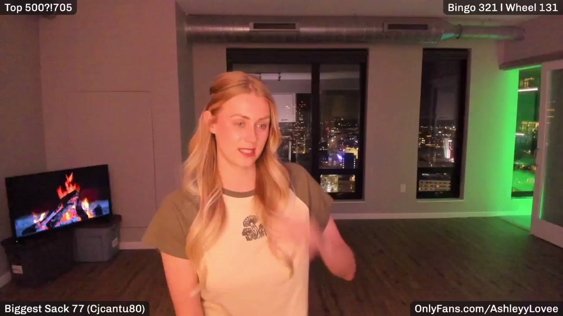 Gallery image thumbnail from AshleyyLovee's myfreecams stream on, 02/23/2025, 02:20 image 16 of 20