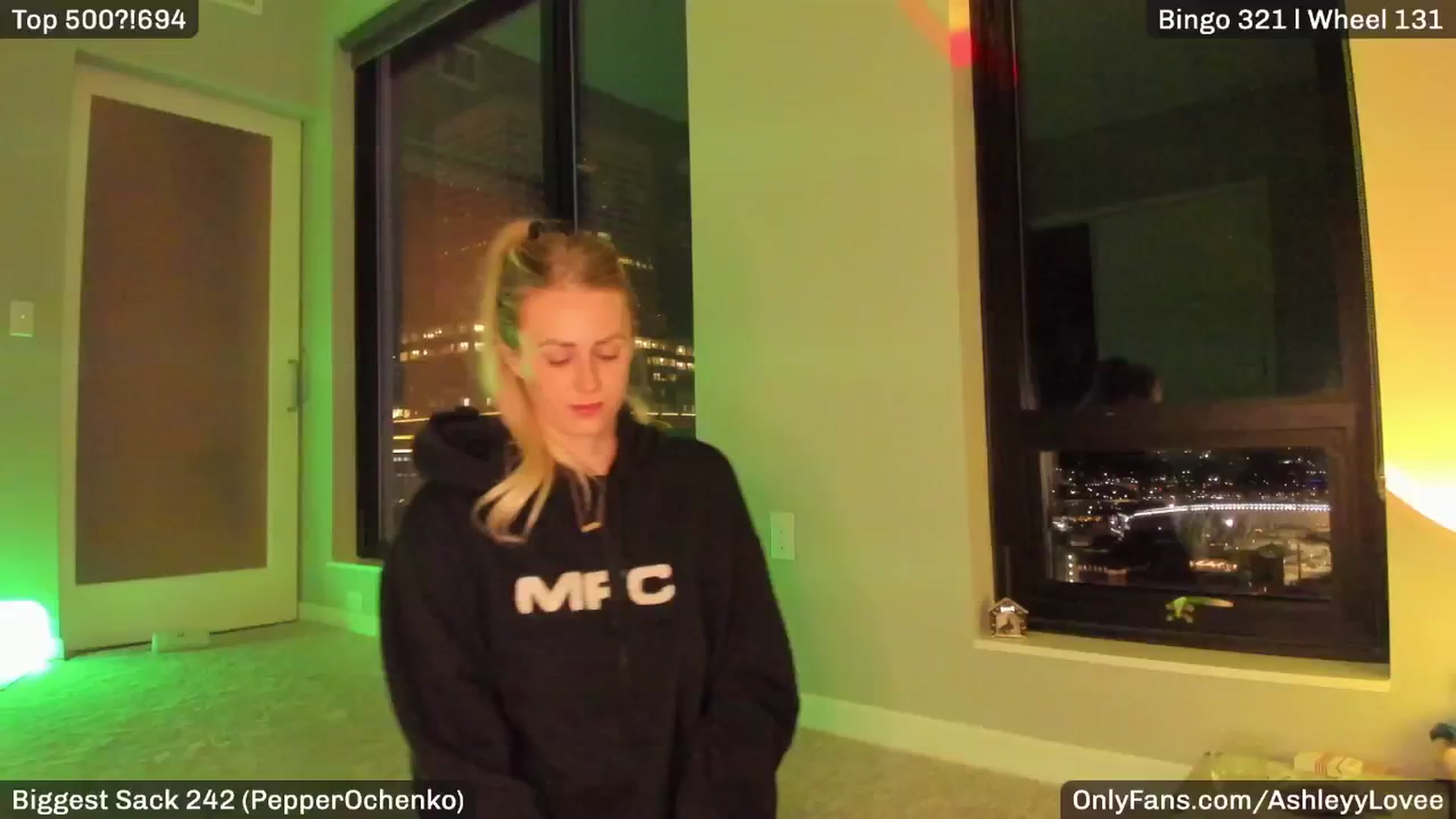 Gallery image thumbnail from AshleyyLovee's myfreecams stream on, 02/25/2025, 02:28 image 11 of 20