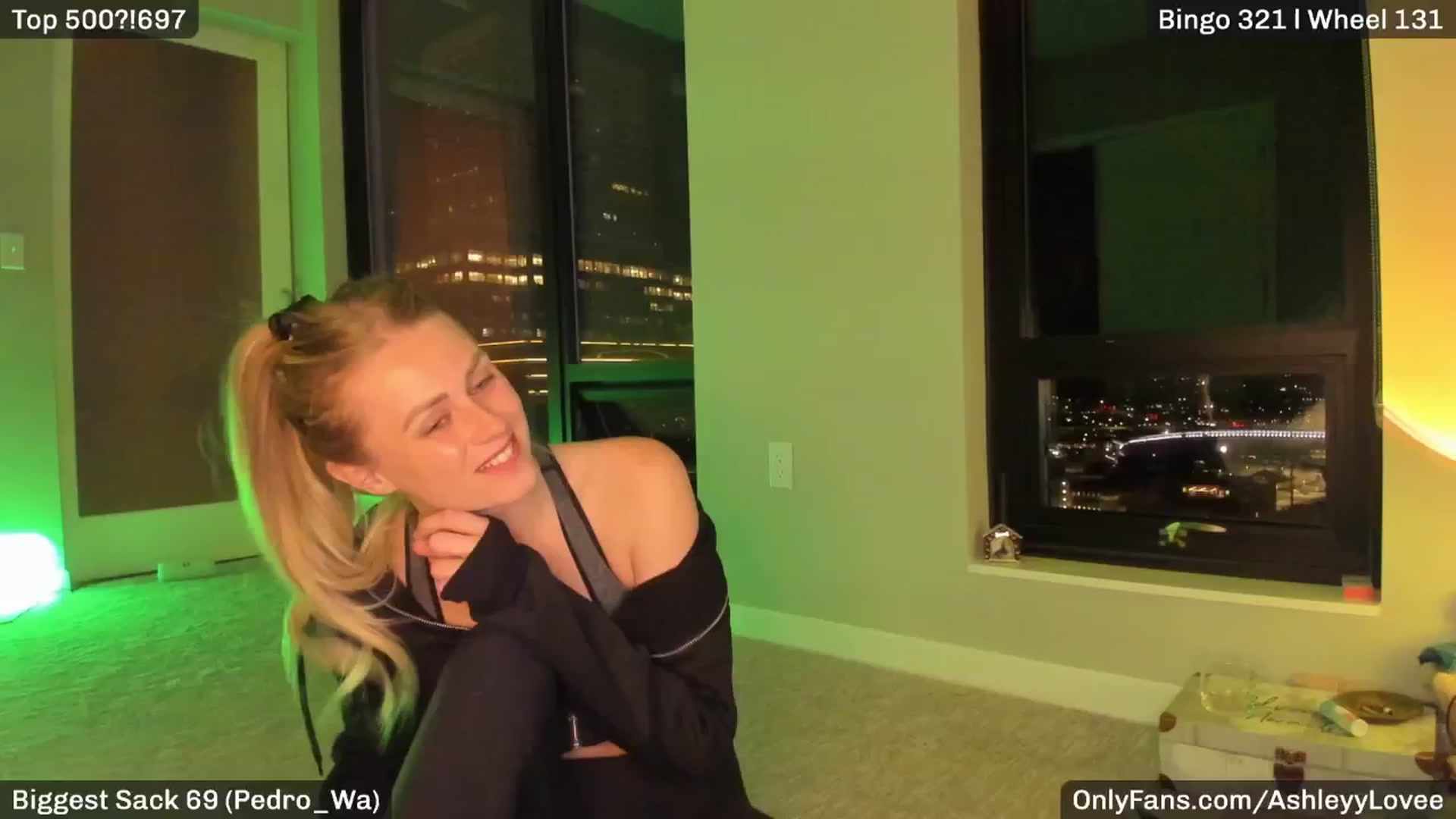 Gallery image thumbnail from AshleyyLovee's myfreecams stream on, 02/25/2025, 02:28 image 2 of 20