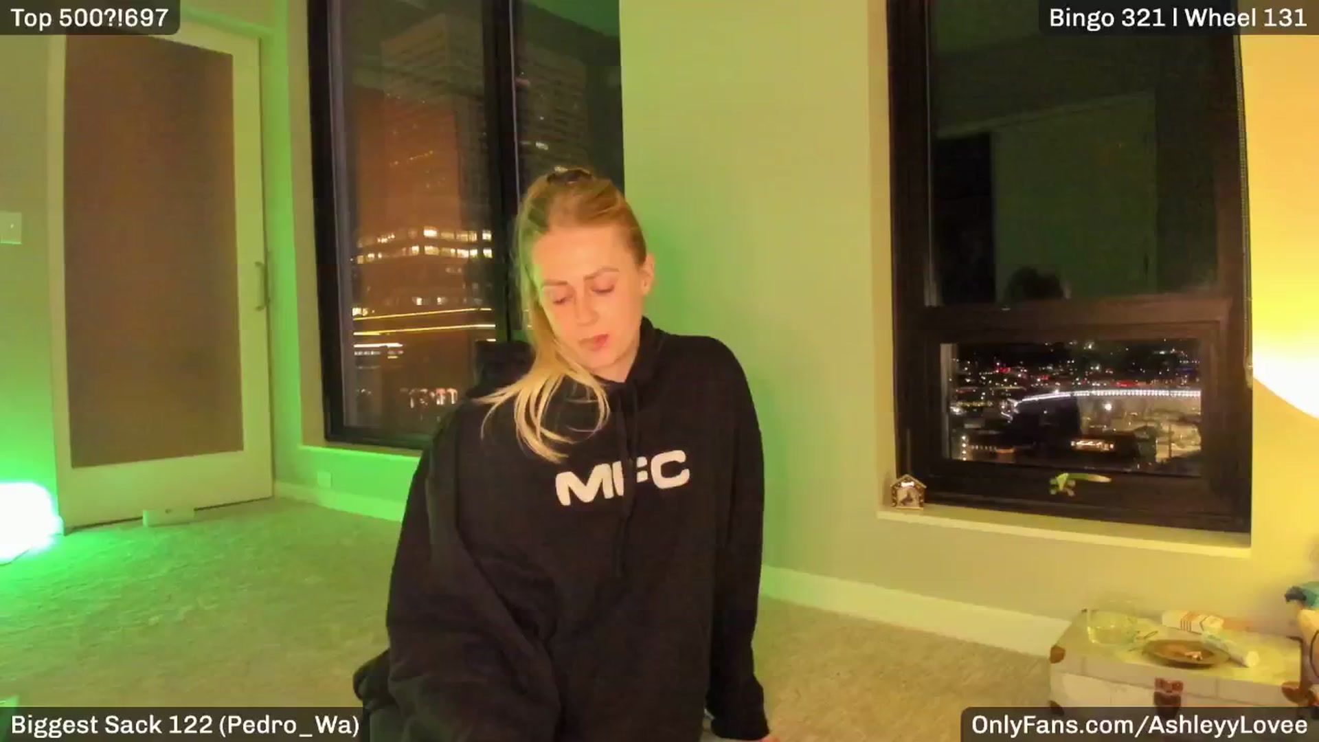 Gallery image thumbnail from AshleyyLovee's myfreecams stream on, 02/25/2025, 02:28 image 8 of 20