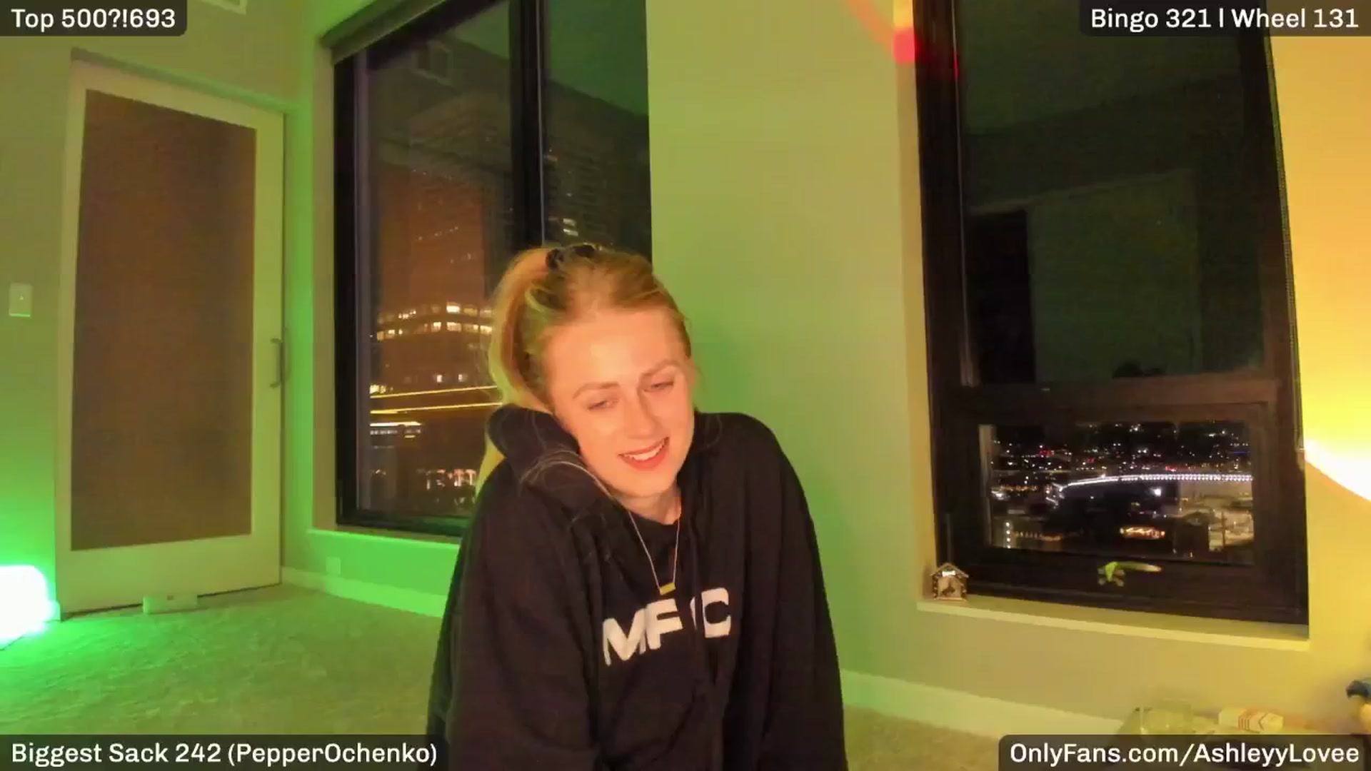 Gallery image thumbnail from AshleyyLovee's myfreecams stream on, 02/25/2025, 02:28 image 12 of 20