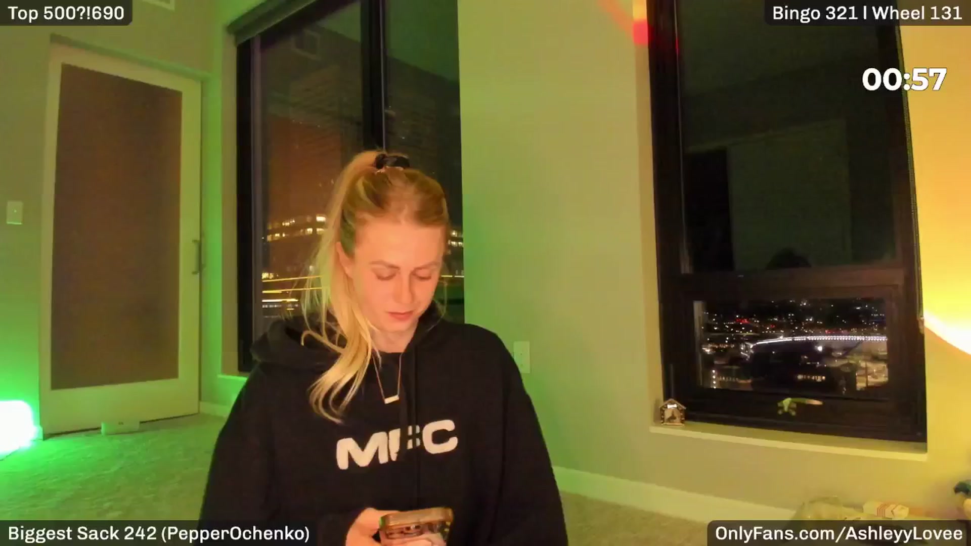 Gallery image thumbnail from AshleyyLovee's myfreecams stream on, 02/25/2025, 02:28 image 20 of 20