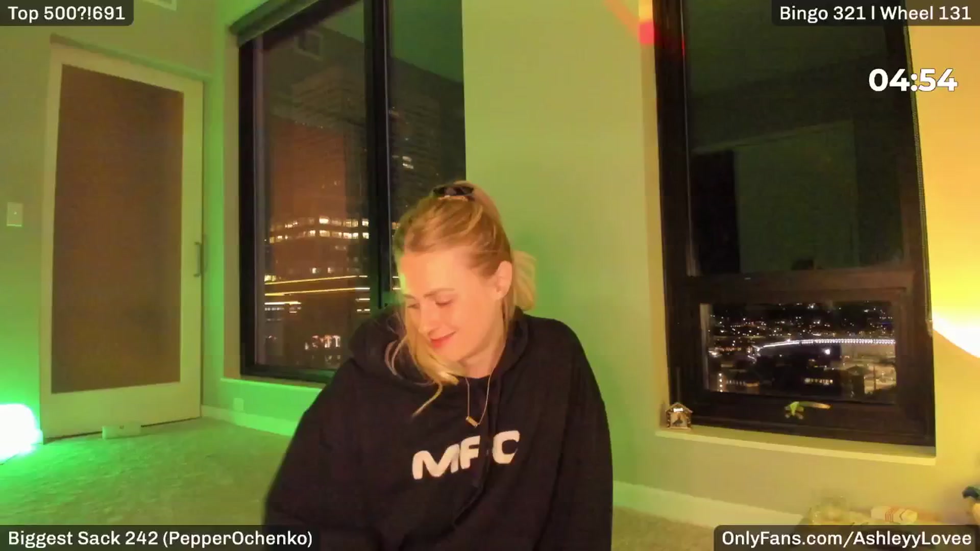 Gallery image thumbnail from AshleyyLovee's myfreecams stream on, 02/25/2025, 02:28 image 19 of 20