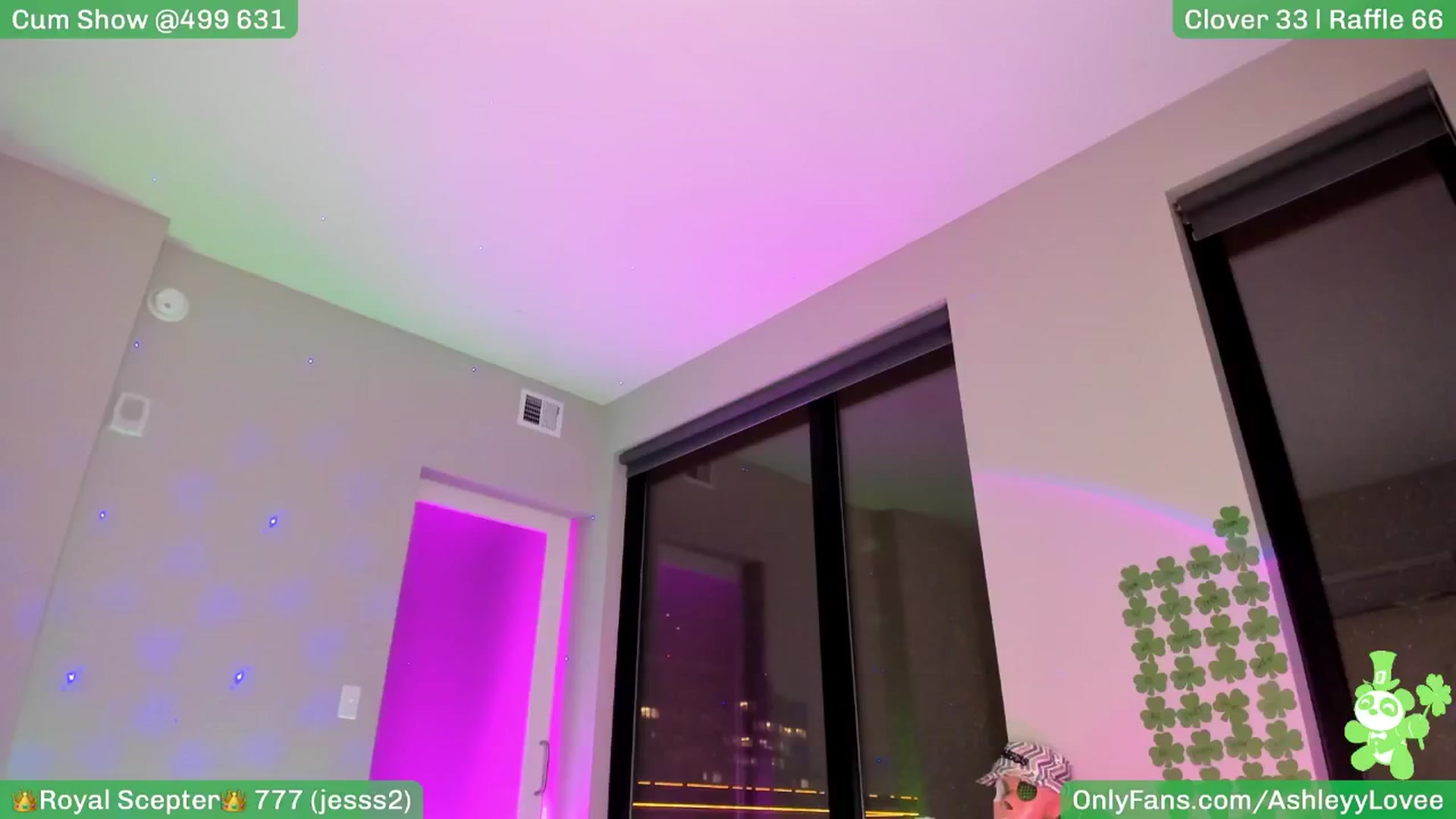 Gallery image thumbnail from AshleyyLovee's myfreecams stream on, 03/05/2025, 04:17 image 5 of 20