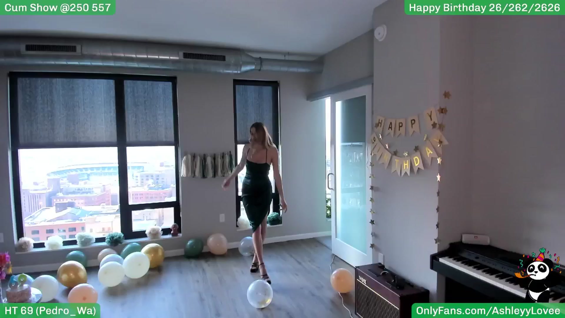 Gallery image thumbnail from AshleyyLovee's myfreecams stream on, 03/09/2025, 24:45 image 2 of 20