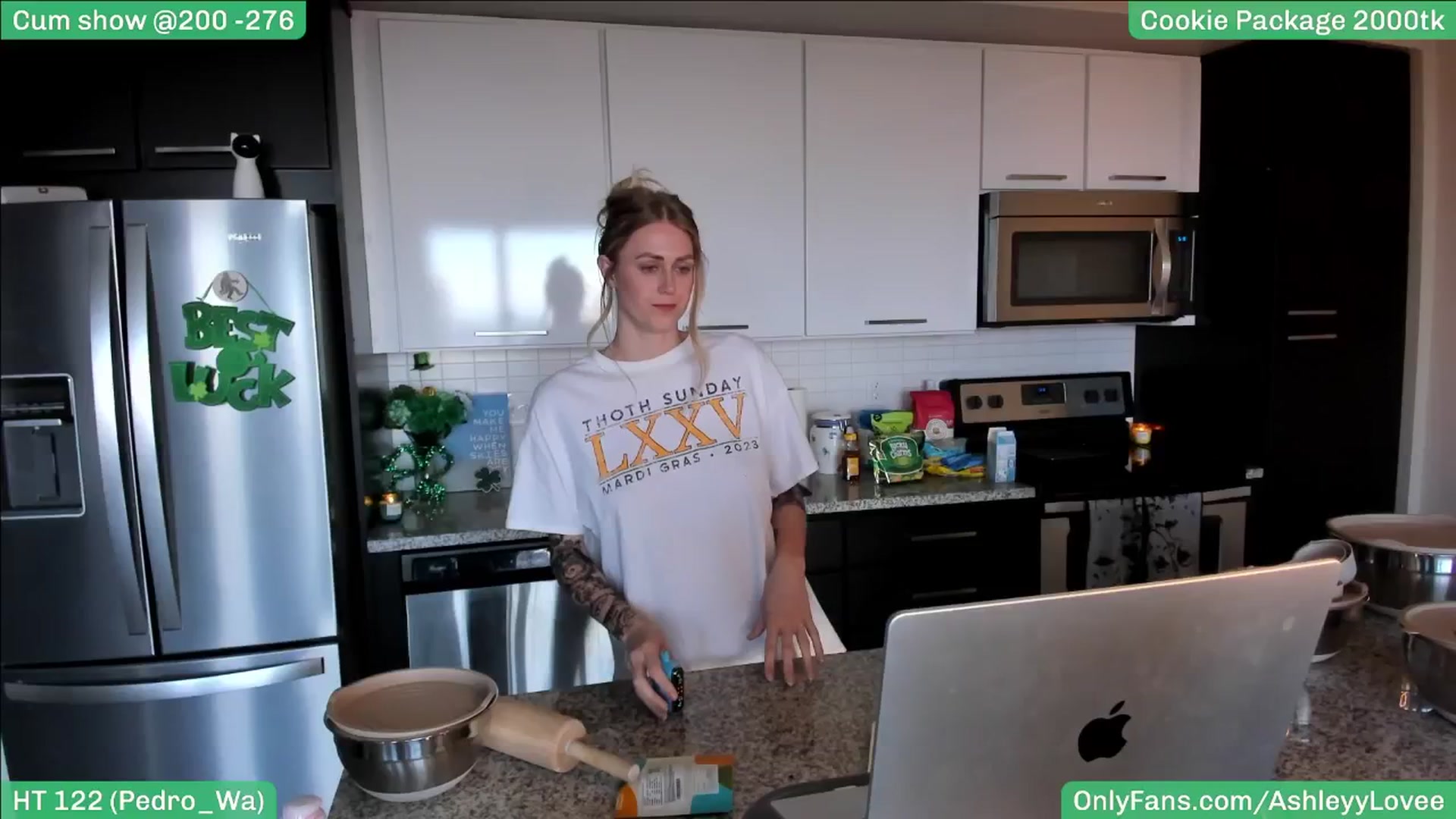Gallery image thumbnail from AshleyyLovee's myfreecams stream on, 03/16/2025, 22:41 image 15 of 20