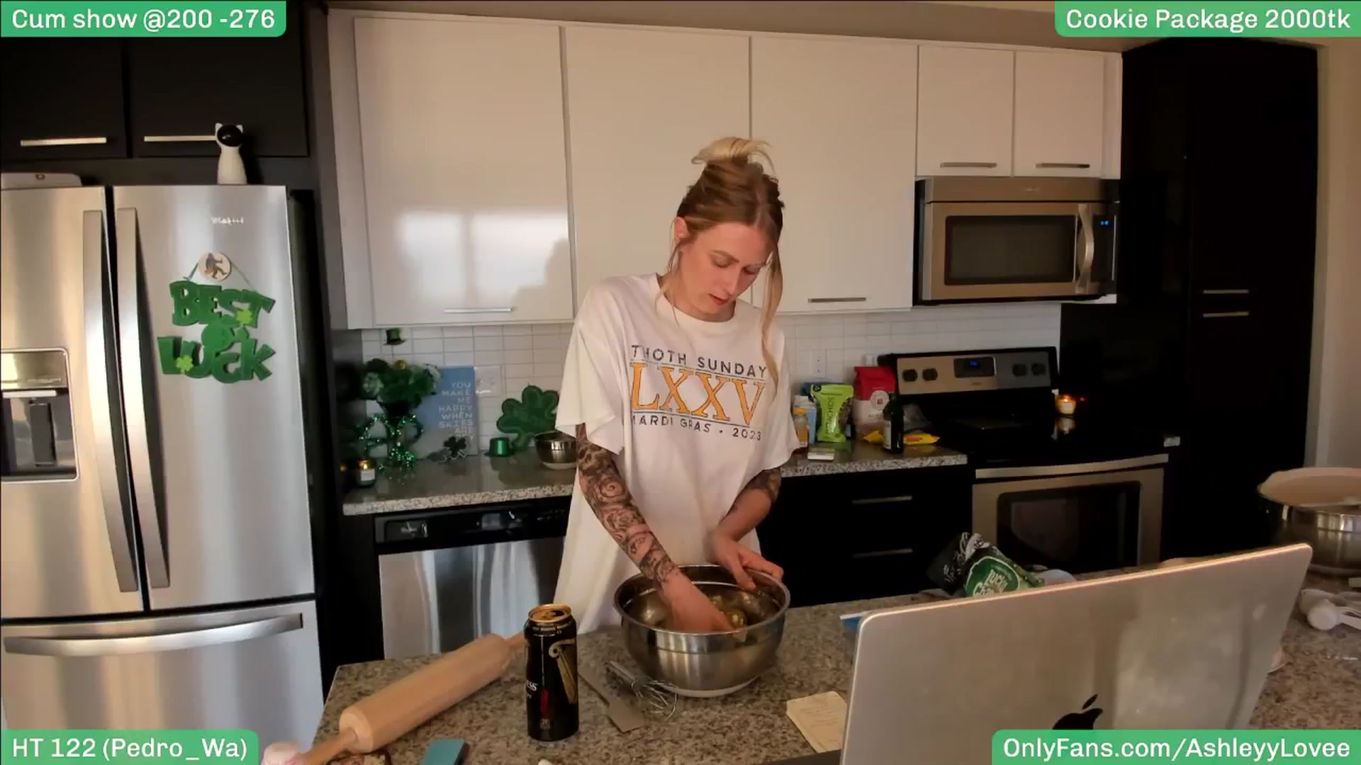 Gallery image thumbnail from AshleyyLovee's myfreecams stream on, 03/16/2025, 23:45 image 13 of 20