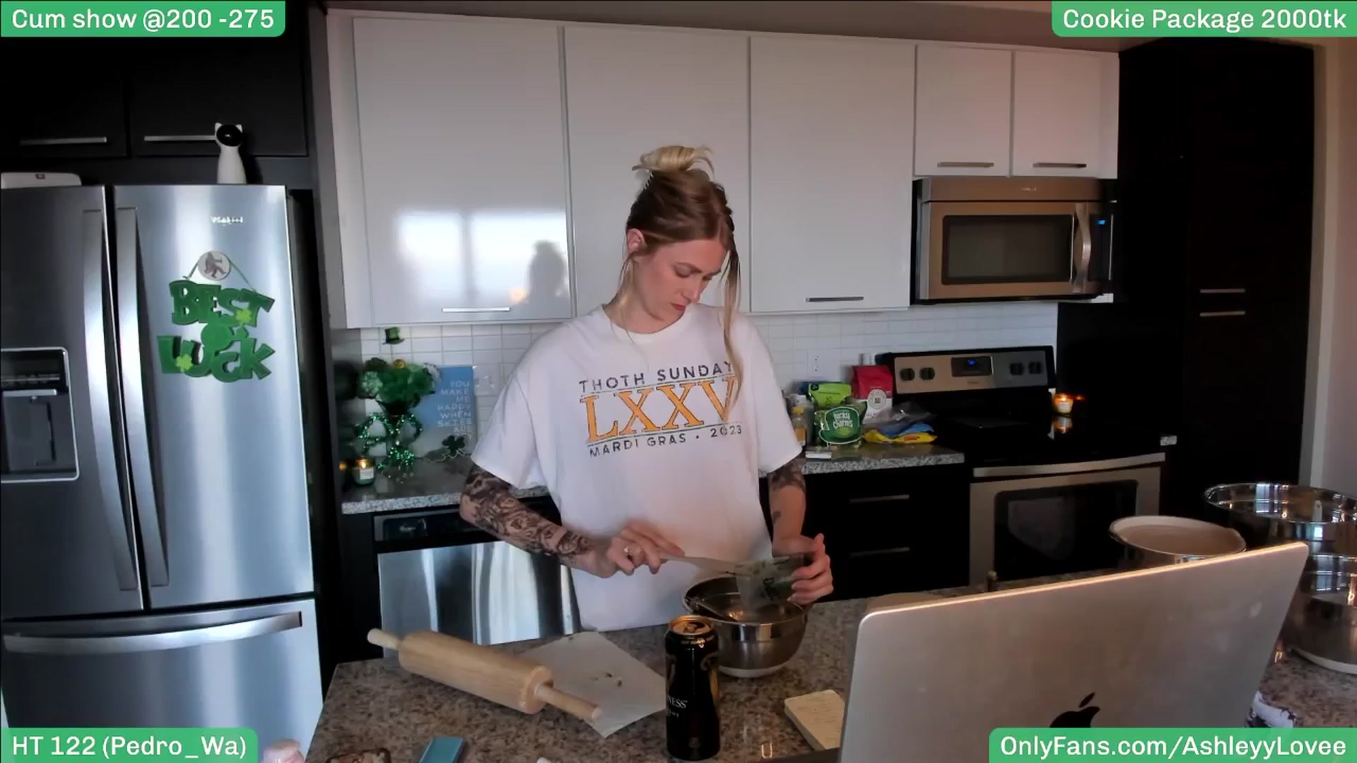 Gallery image thumbnail from AshleyyLovee's myfreecams stream on, 03/16/2025, 23:45 image 7 of 20