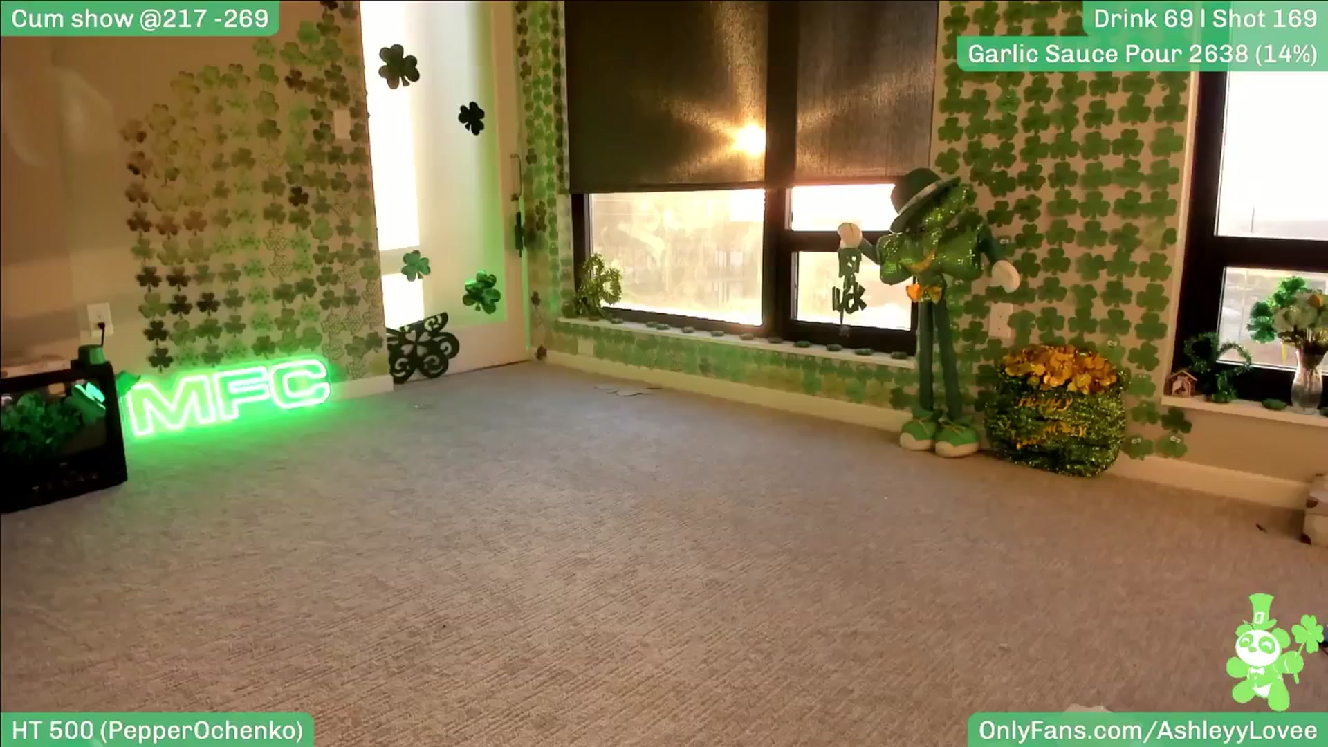 Gallery image thumbnail from AshleyyLovee's myfreecams stream on, 03/18/2025, 24:04 image 20 of 20