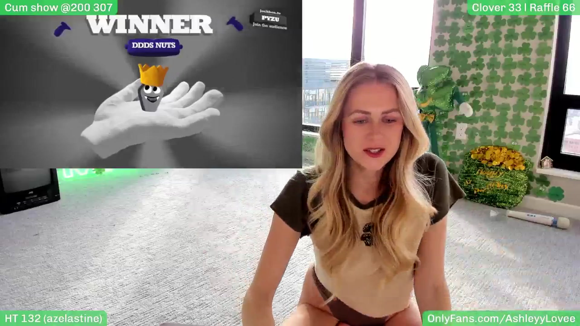 Gallery image thumbnail from AshleyyLovee's myfreecams stream on, 03/26/2025, 24:12 image 10 of 20