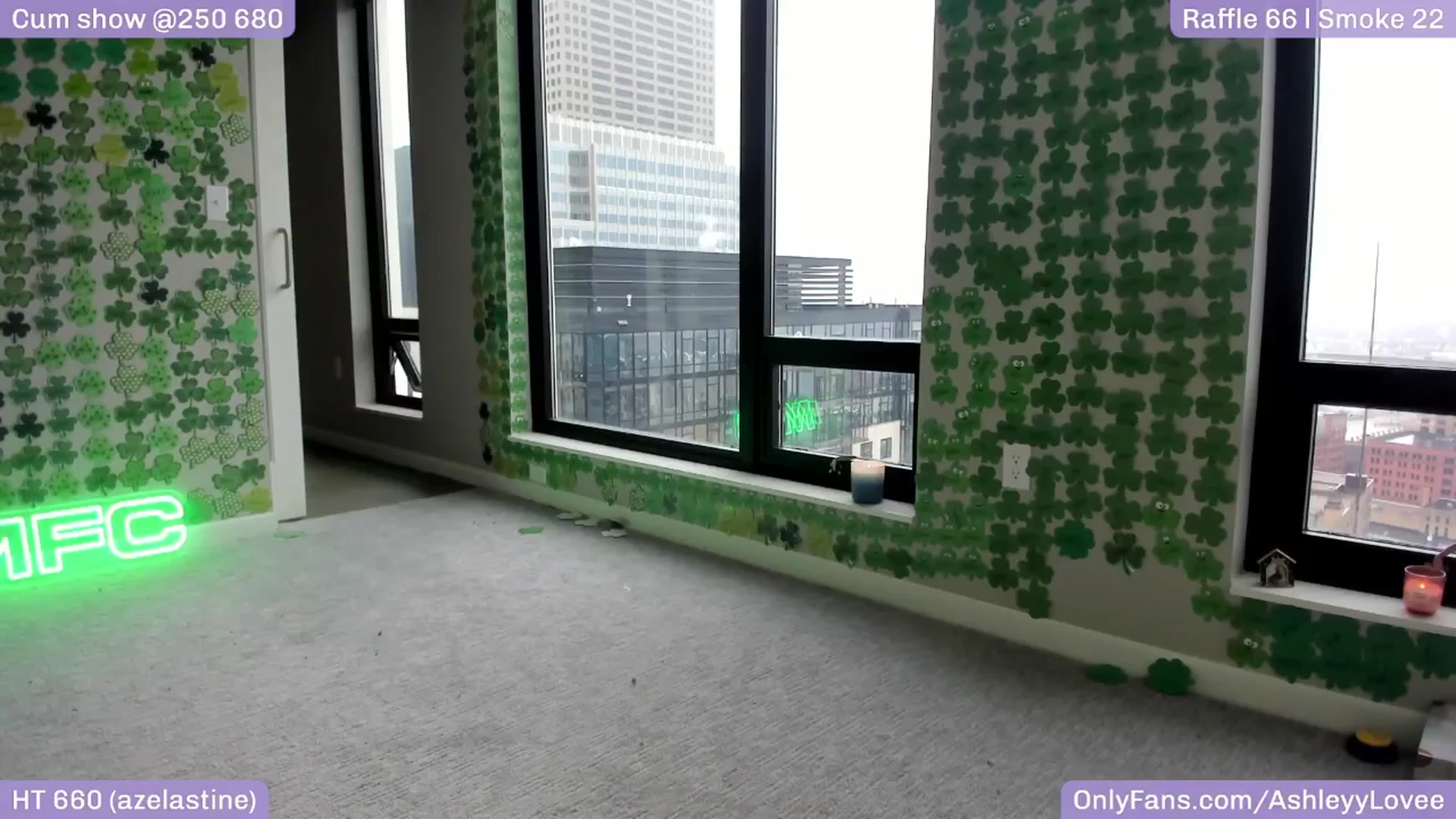 Gallery image thumbnail from AshleyyLovee's myfreecams stream on, 04/01/2025, 22:24 image 17 of 20