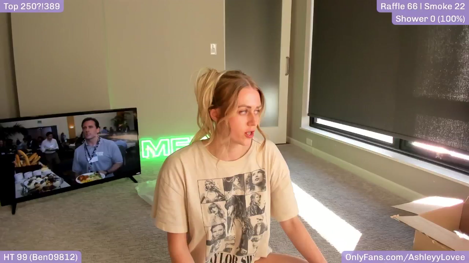 Gallery image thumbnail from AshleyyLovee's myfreecams stream on, 04/09/2025, 24:03 image 10 of 20
