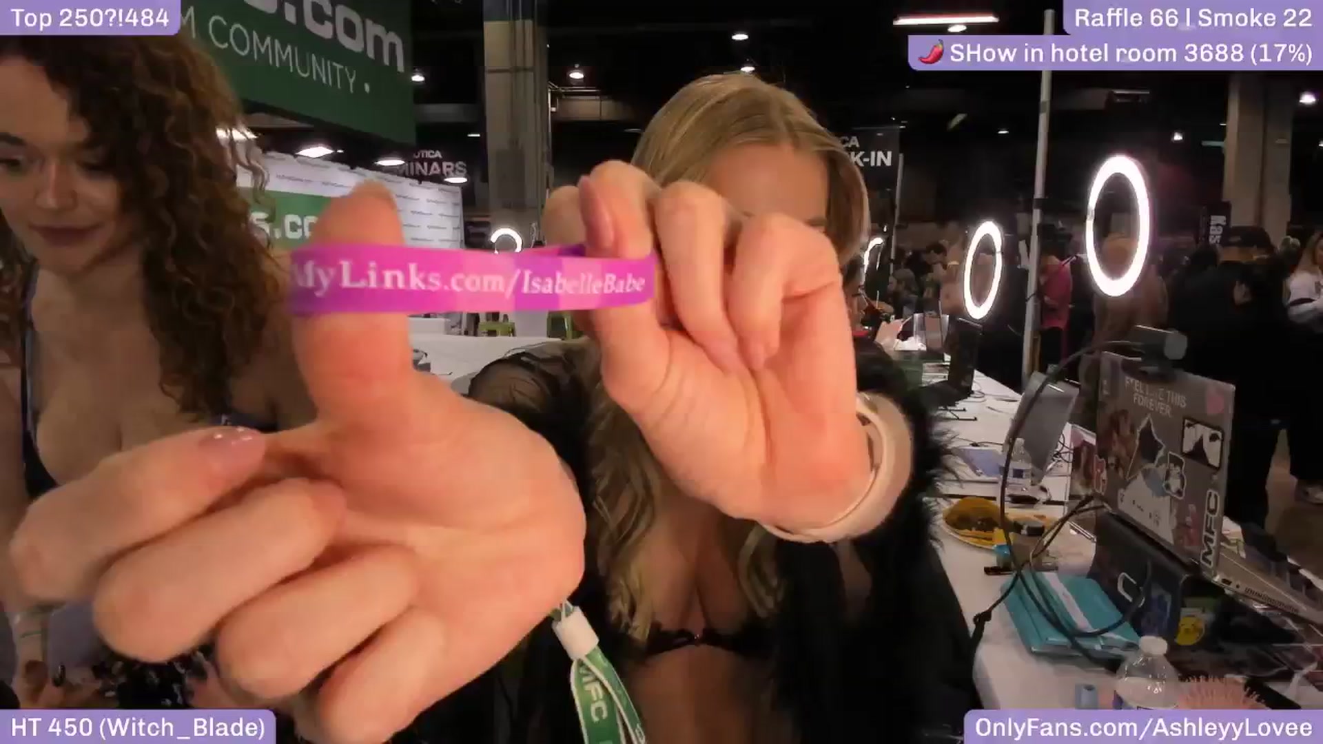 Gallery image thumbnail from AshleyyLovee's myfreecams stream on, 04/12/2025, 03:37 image 3 of 20
