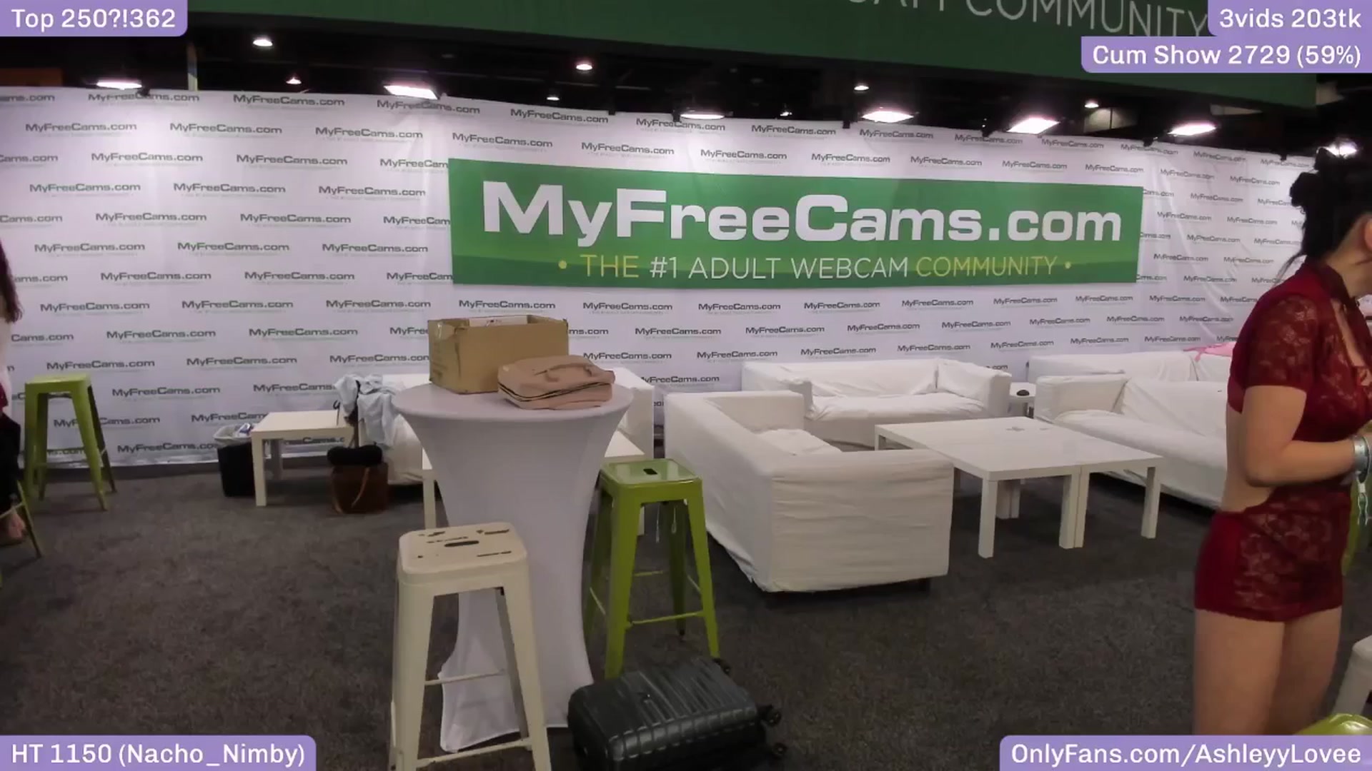 Gallery image thumbnail from AshleyyLovee's myfreecams stream on, 04/13/2025, 24:05 image 19 of 20