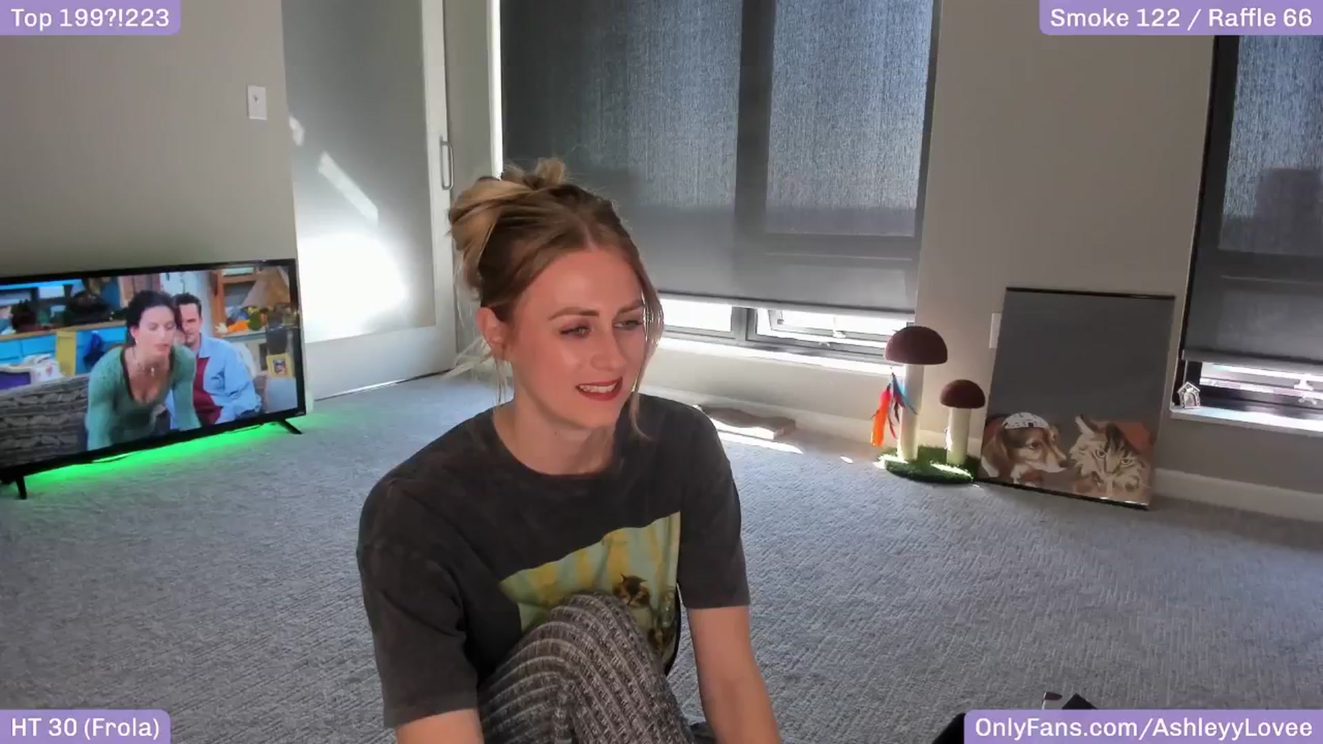 Gallery image thumbnail from AshleyyLovee's myfreecams stream on, 04/23/2025, 24:13 image 3 of 20