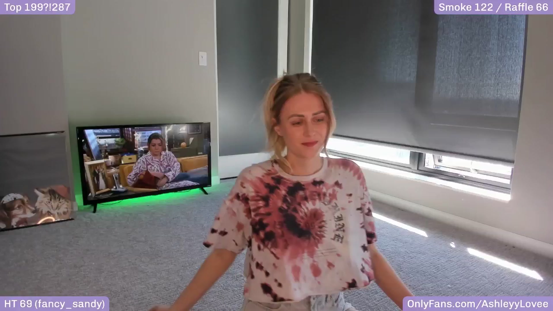 Gallery image thumbnail from AshleyyLovee's myfreecams stream on, 04/29/2025, 23:54 image 1 of 20