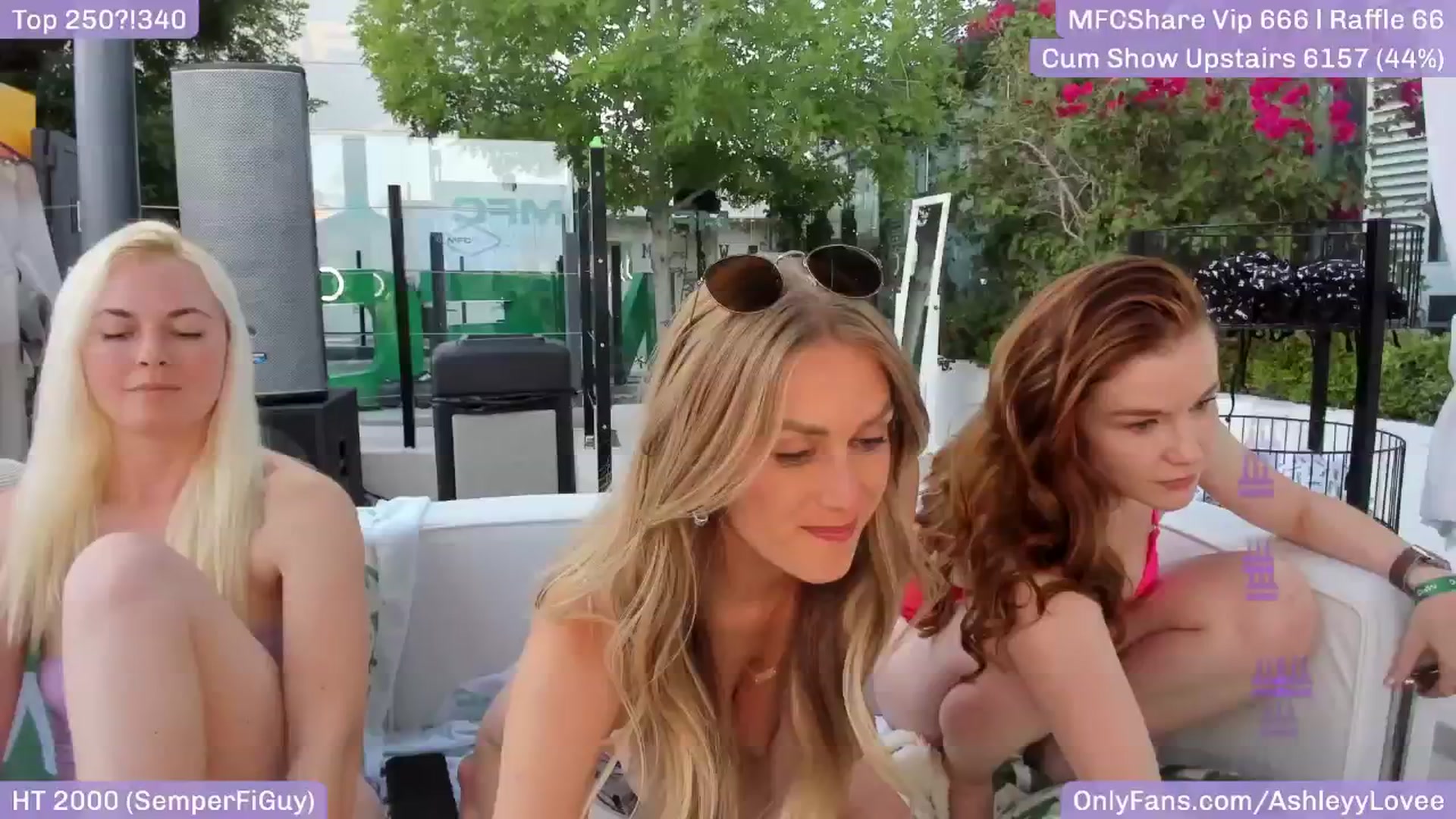 Gallery image thumbnail from AshleyyLovee's myfreecams stream on, 05/21/2025, 03:08 image 7 of 20