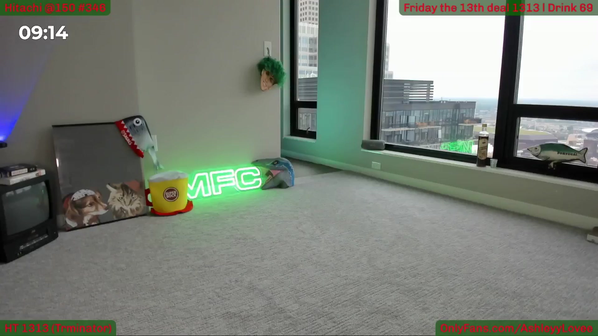 Gallery image thumbnail from AshleyyLovee's myfreecams stream on, 06/13/2025, 22:35 image 2 of 20
