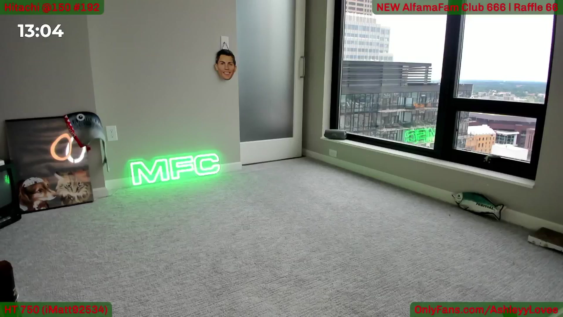 Gallery image thumbnail from AshleyyLovee's myfreecams stream on, 06/26/2025, 23:27 image 16 of 20