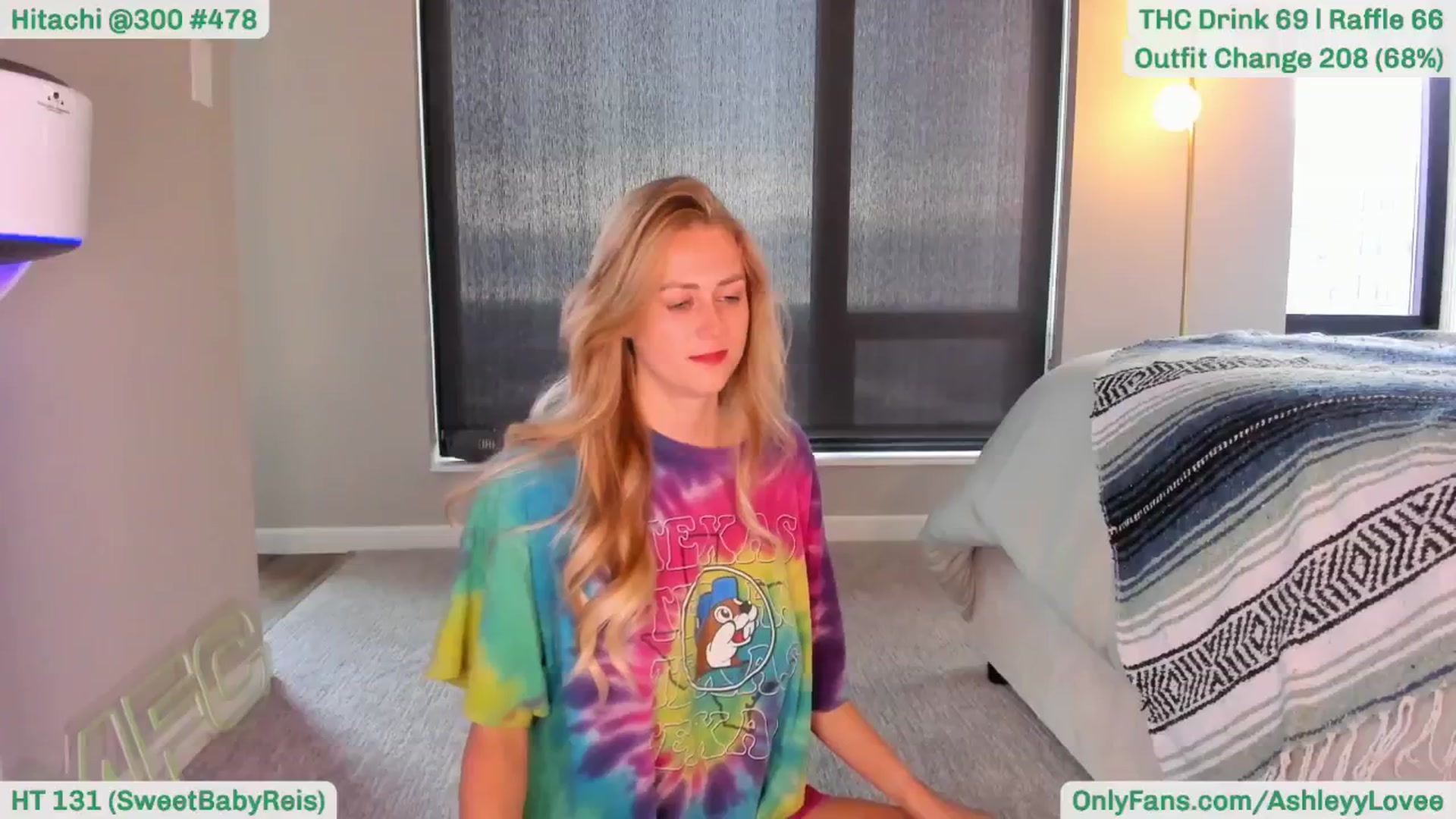 Gallery image thumbnail from AshleyyLovee's myfreecams stream on, 08/22/2025, 19:53 image 6 of 20