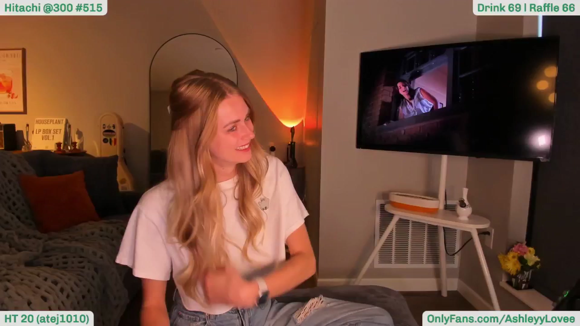 Gallery image thumbnail from AshleyyLovee's myfreecams stream on, 08/25/2025, 23:45 image 2 of 20