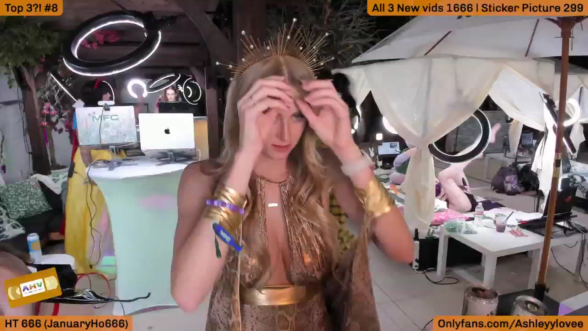 Gallery image thumbnail from AshleyyLovee's myfreecams stream on, 10/07/2025, 02:50 image 18 of 20