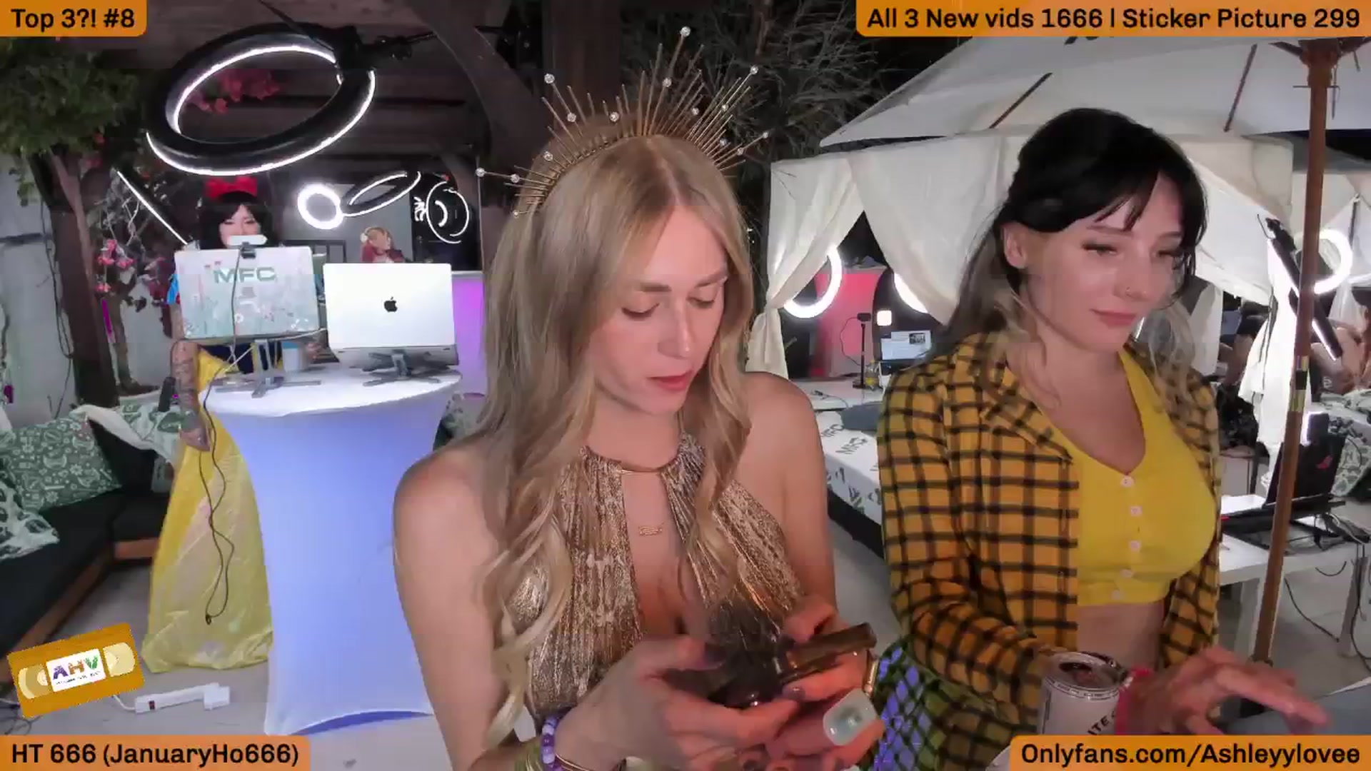 Gallery image thumbnail from AshleyyLovee's myfreecams stream on, 10/07/2025, 02:50 image 9 of 20