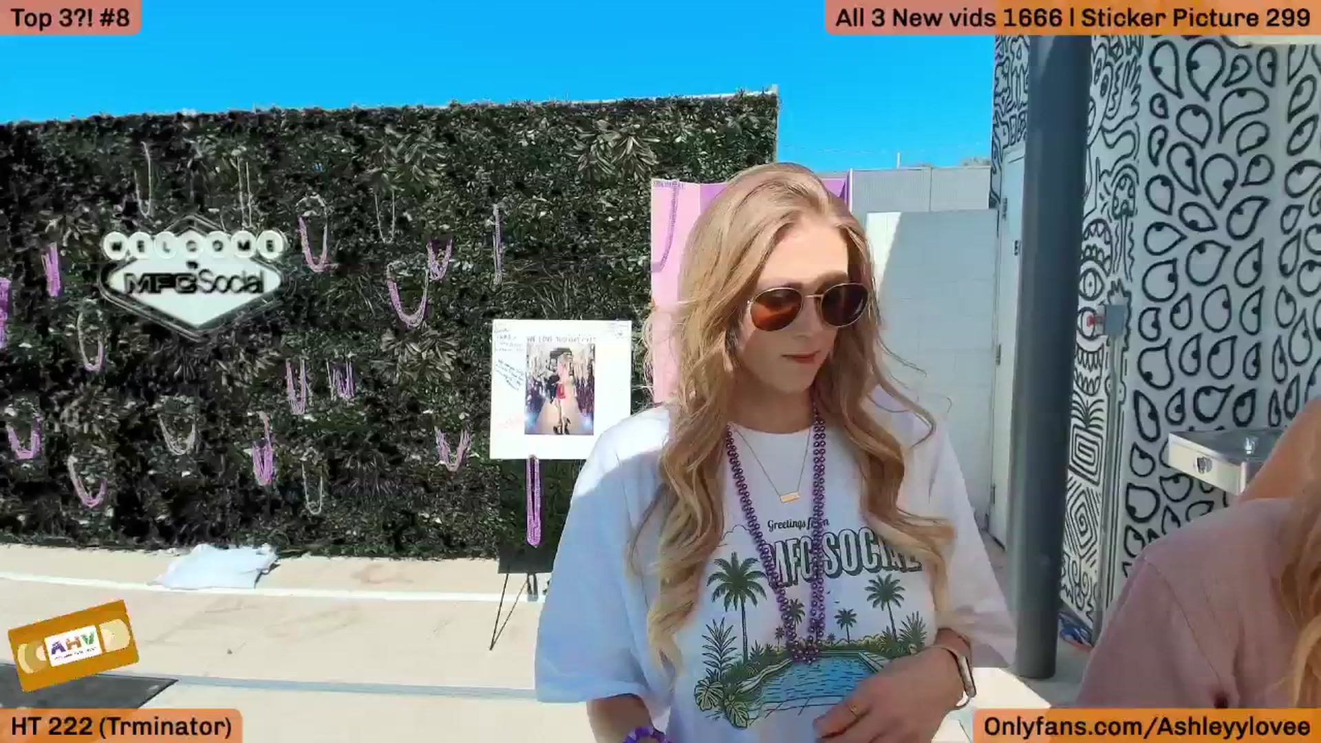 Gallery image thumbnail from AshleyyLovee's myfreecams stream on, 10/07/2025, 20:05 image 16 of 20