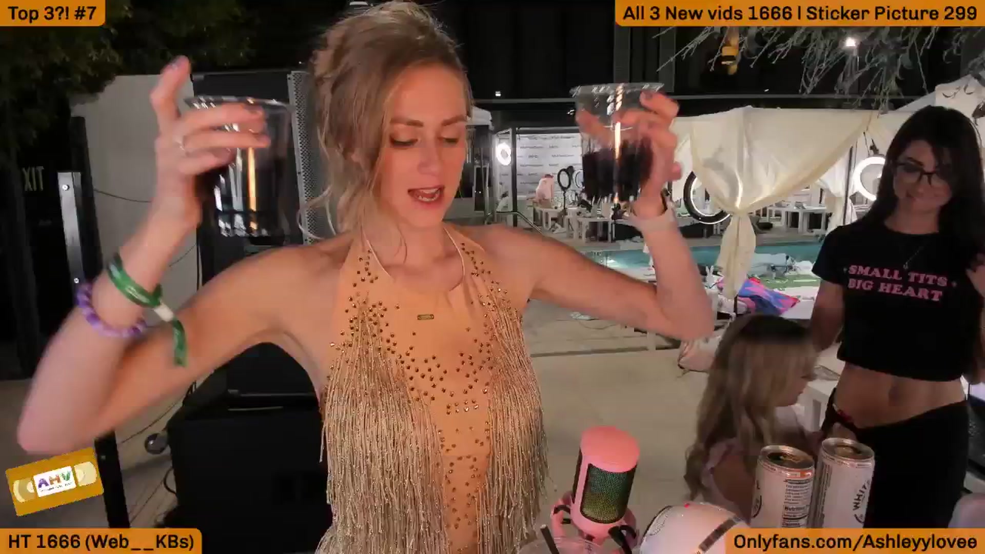 Gallery image thumbnail from AshleyyLovee's myfreecams stream on, 10/09/2025, 08:41 image 14 of 20