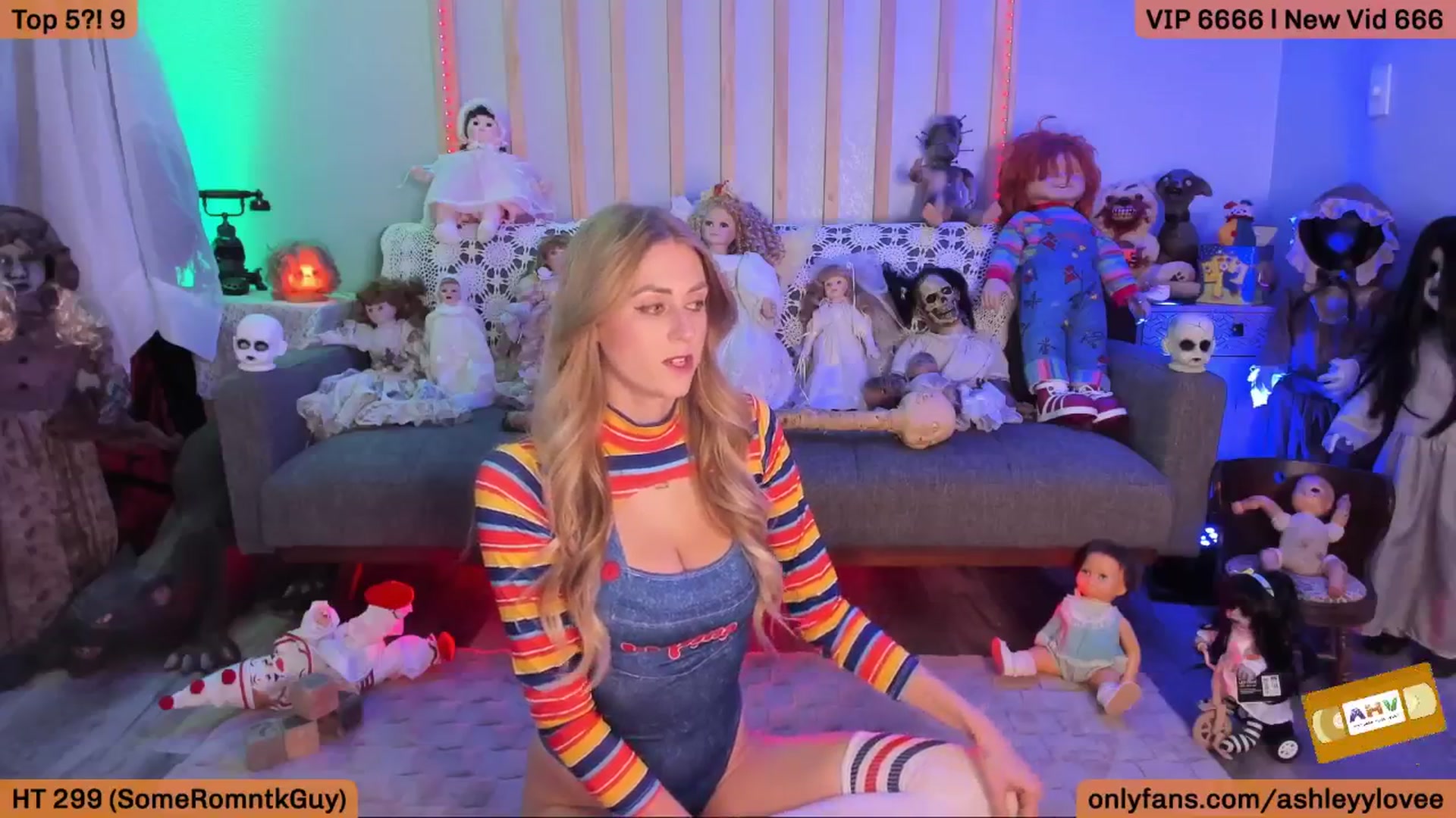 Gallery image thumbnail from AshleyyLovee's myfreecams stream on, 10/31/2025, 02:37 image 6 of 20