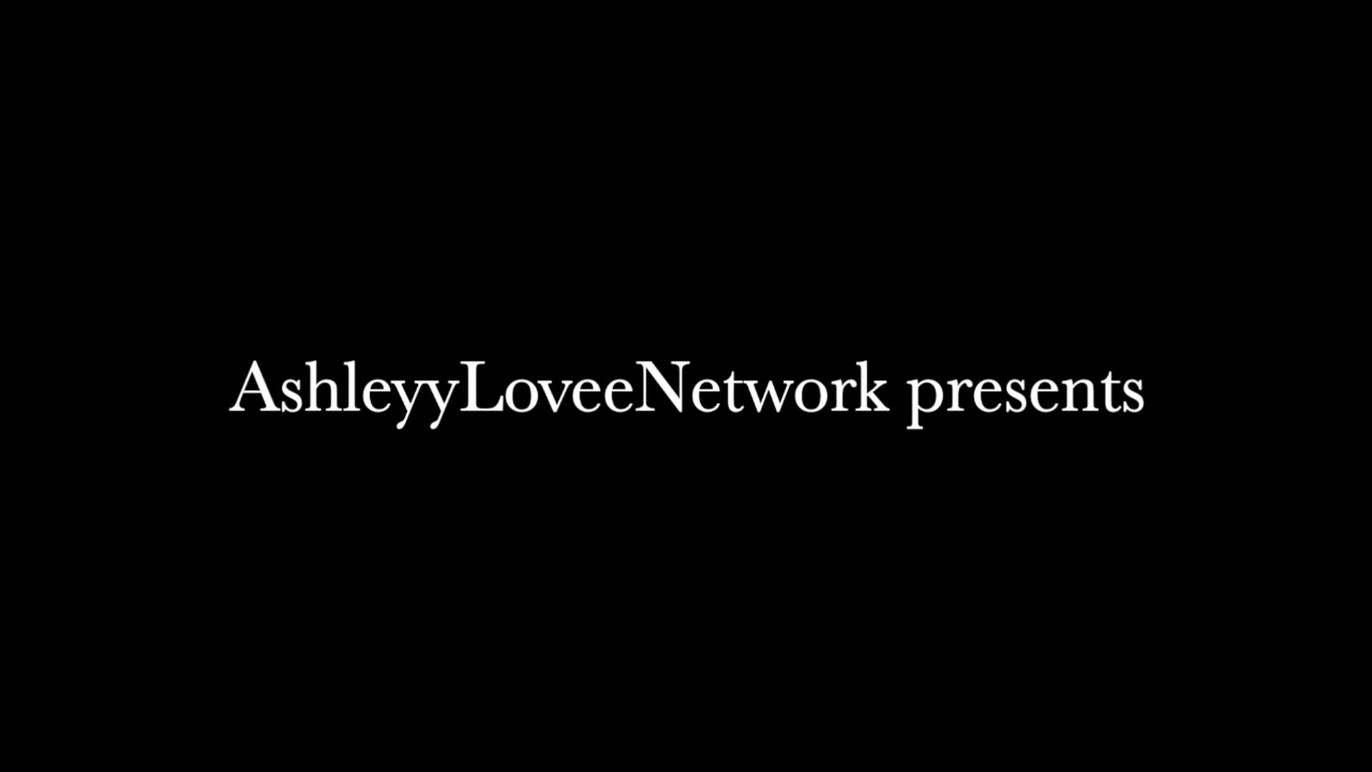 Gallery image thumbnail from AshleyyLovee's myfreecams stream on, 10/31/2025, 02:37 image 1 of 20