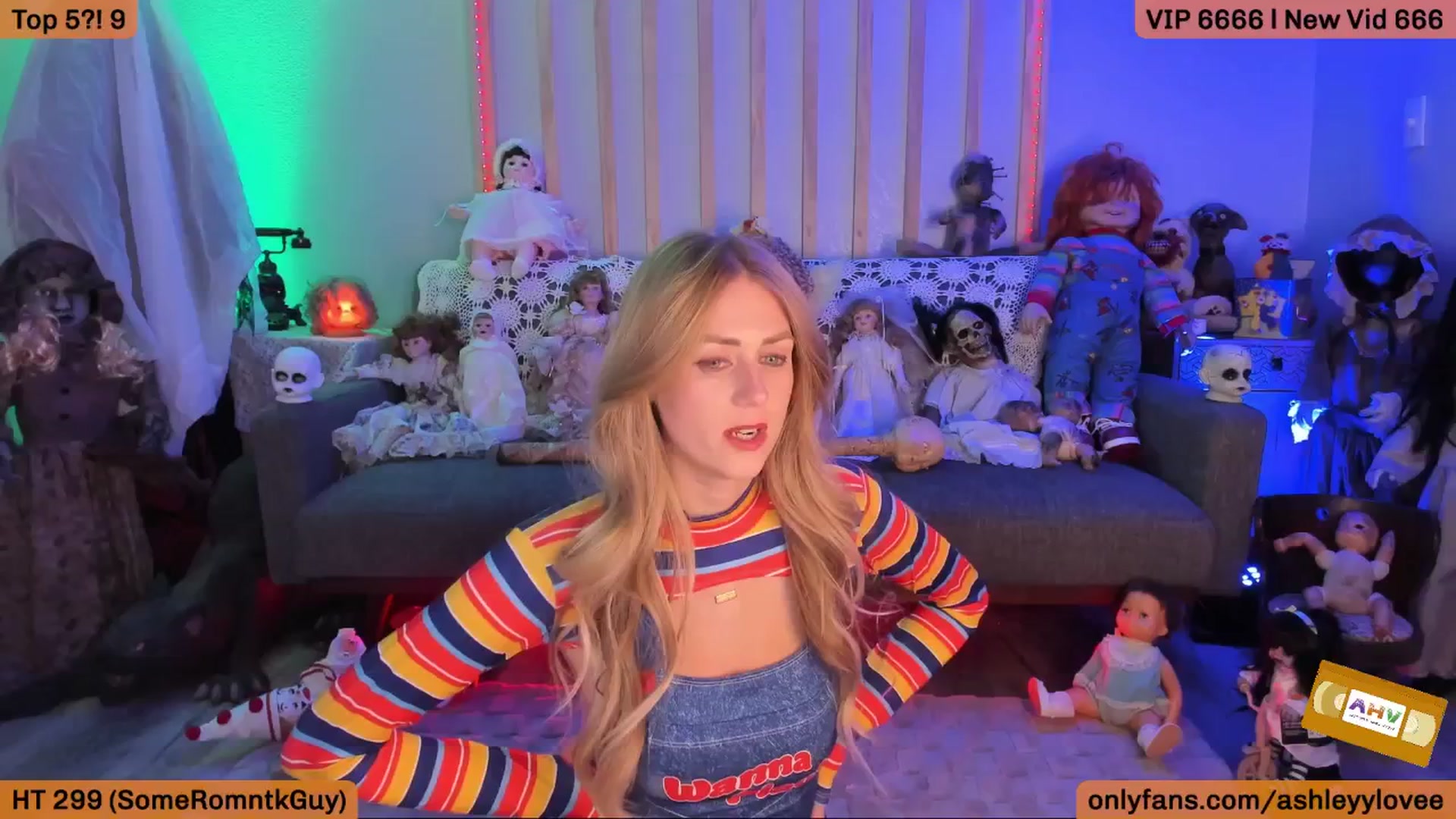 Gallery image thumbnail from AshleyyLovee's myfreecams stream on, 10/31/2025, 02:49 image 10 of 20