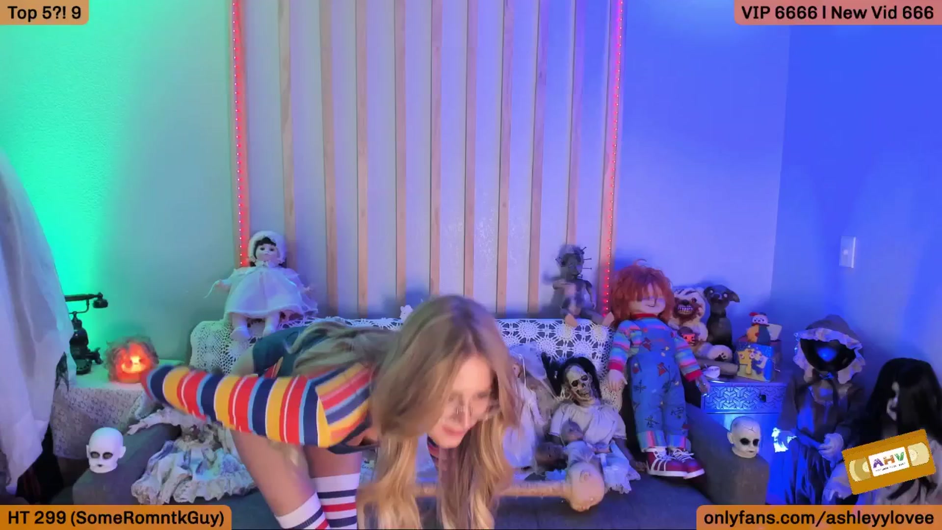 Gallery image thumbnail from AshleyyLovee's myfreecams stream on, 10/31/2025, 02:49 image 1 of 20