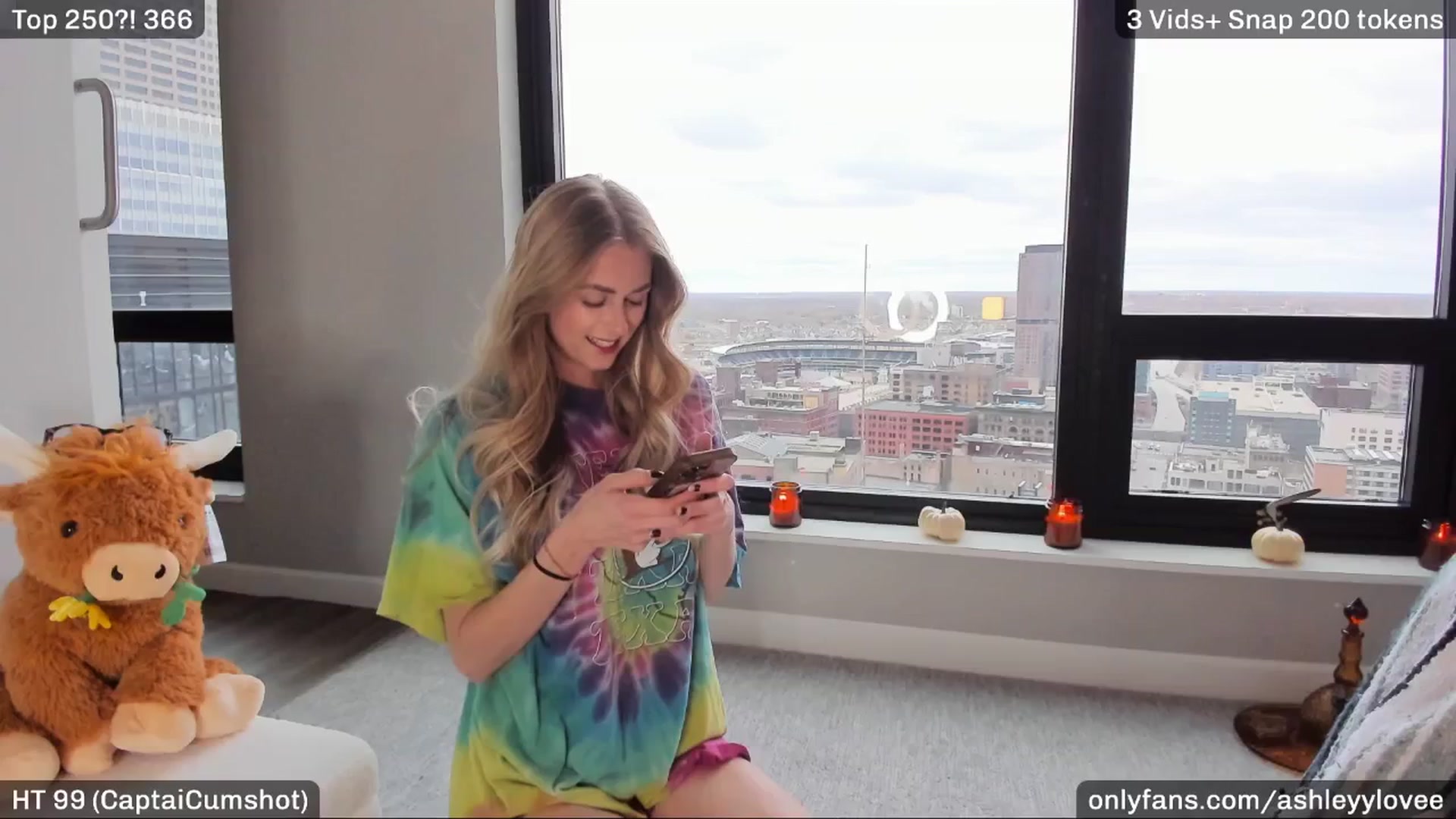 Gallery image thumbnail from AshleyyLovee's myfreecams stream on, 11/07/2025, 21:11 image 14 of 20